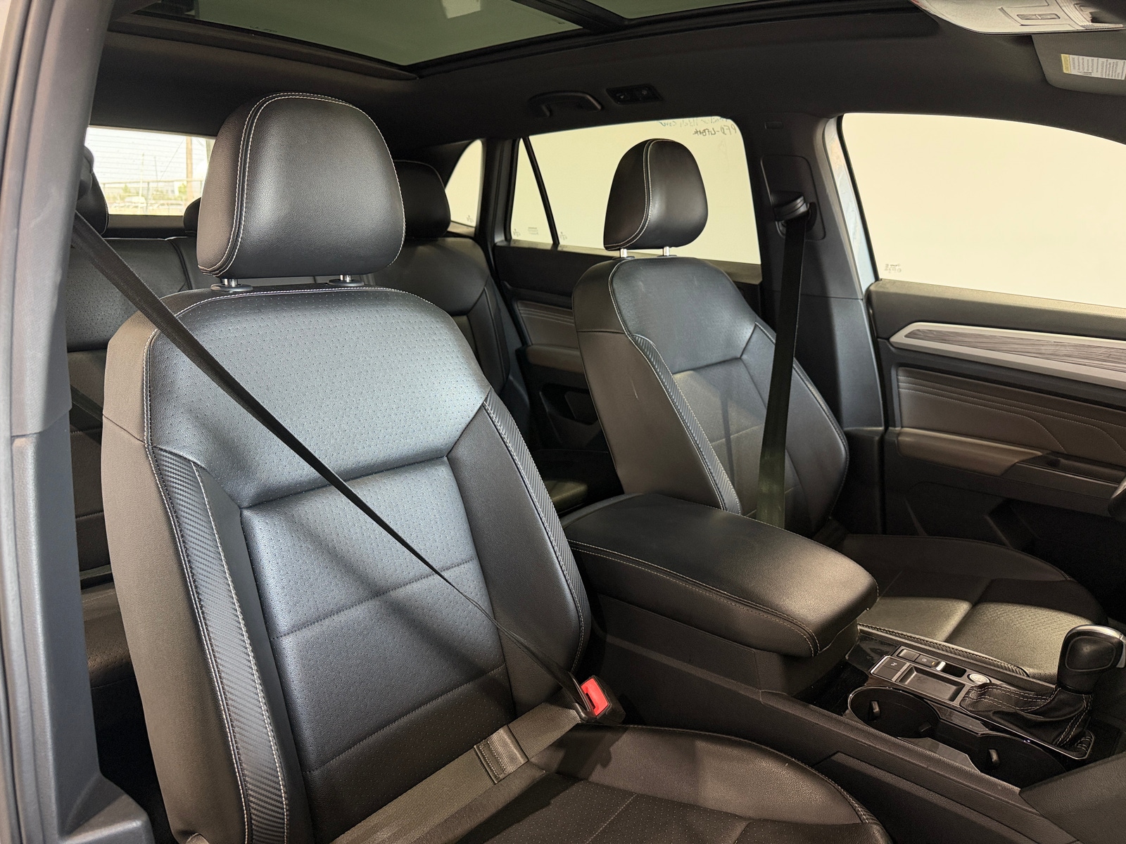 Thumbnail: 2022 Volkswagen Atlas - 2