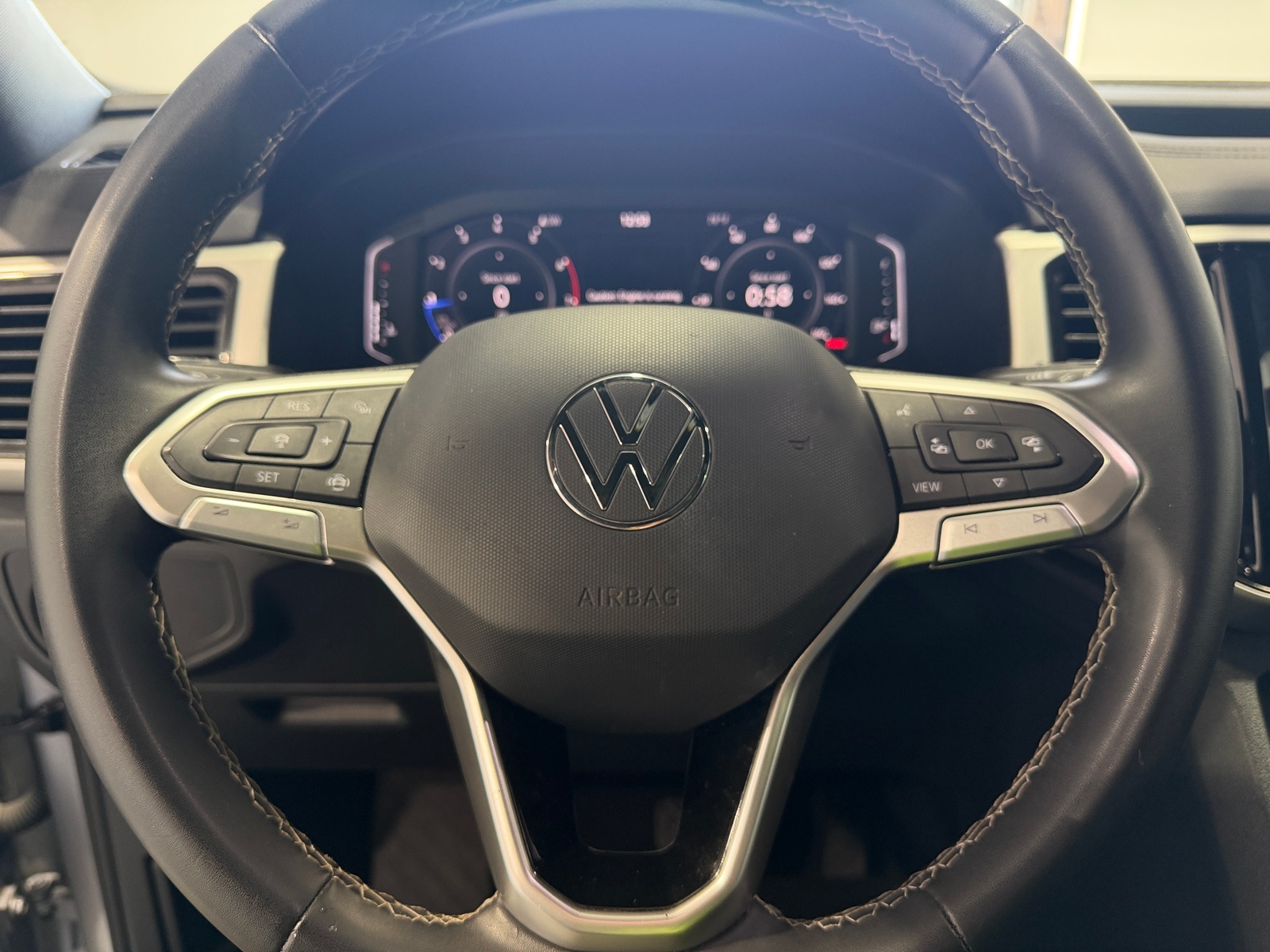 Thumbnail: 2022 Volkswagen Atlas - 5