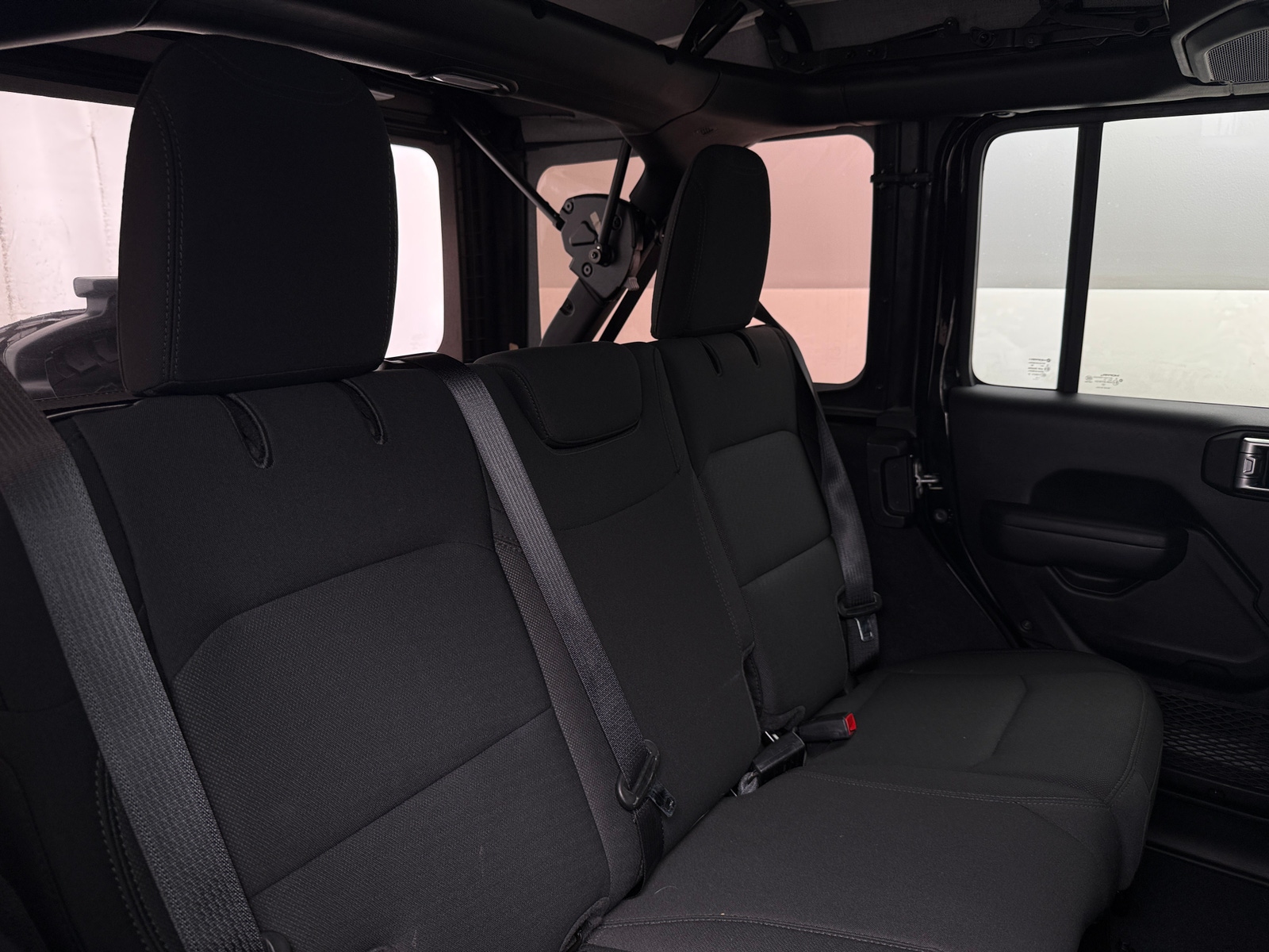 Thumbnail: 2022 Jeep Wrangler - 6