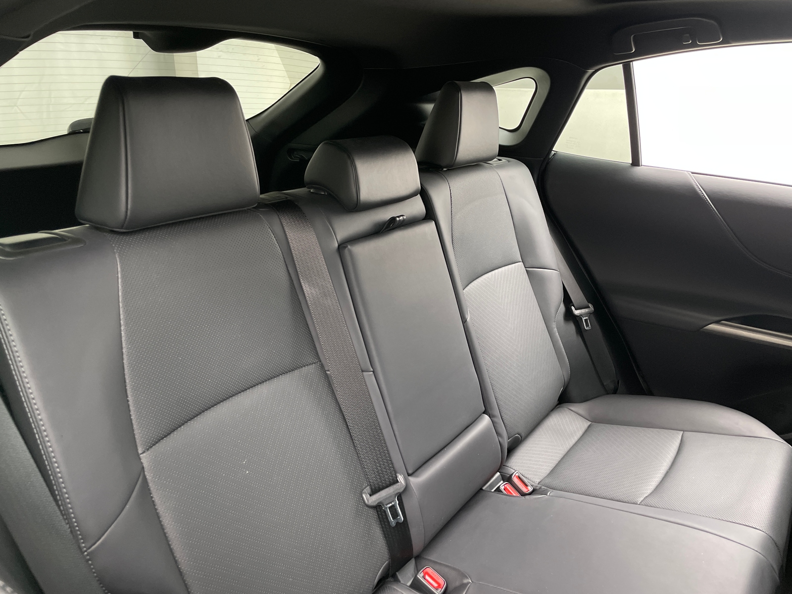 Thumbnail: 2023 Toyota Venza - 6