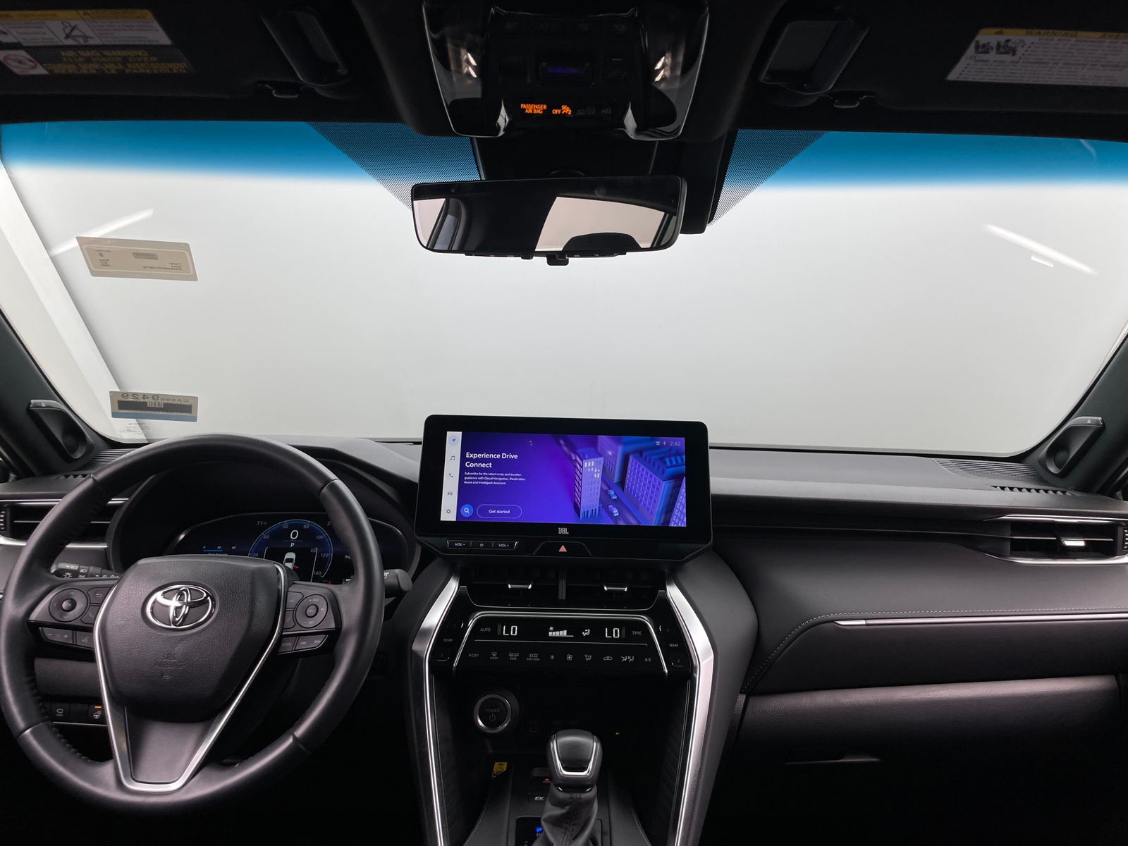 Thumbnail: 2023 Toyota Venza - 3