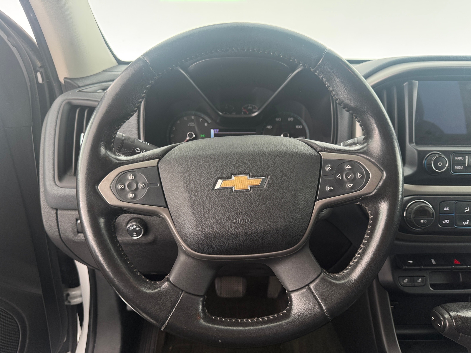 Thumbnail: 2016 Chevrolet Colorado - 4