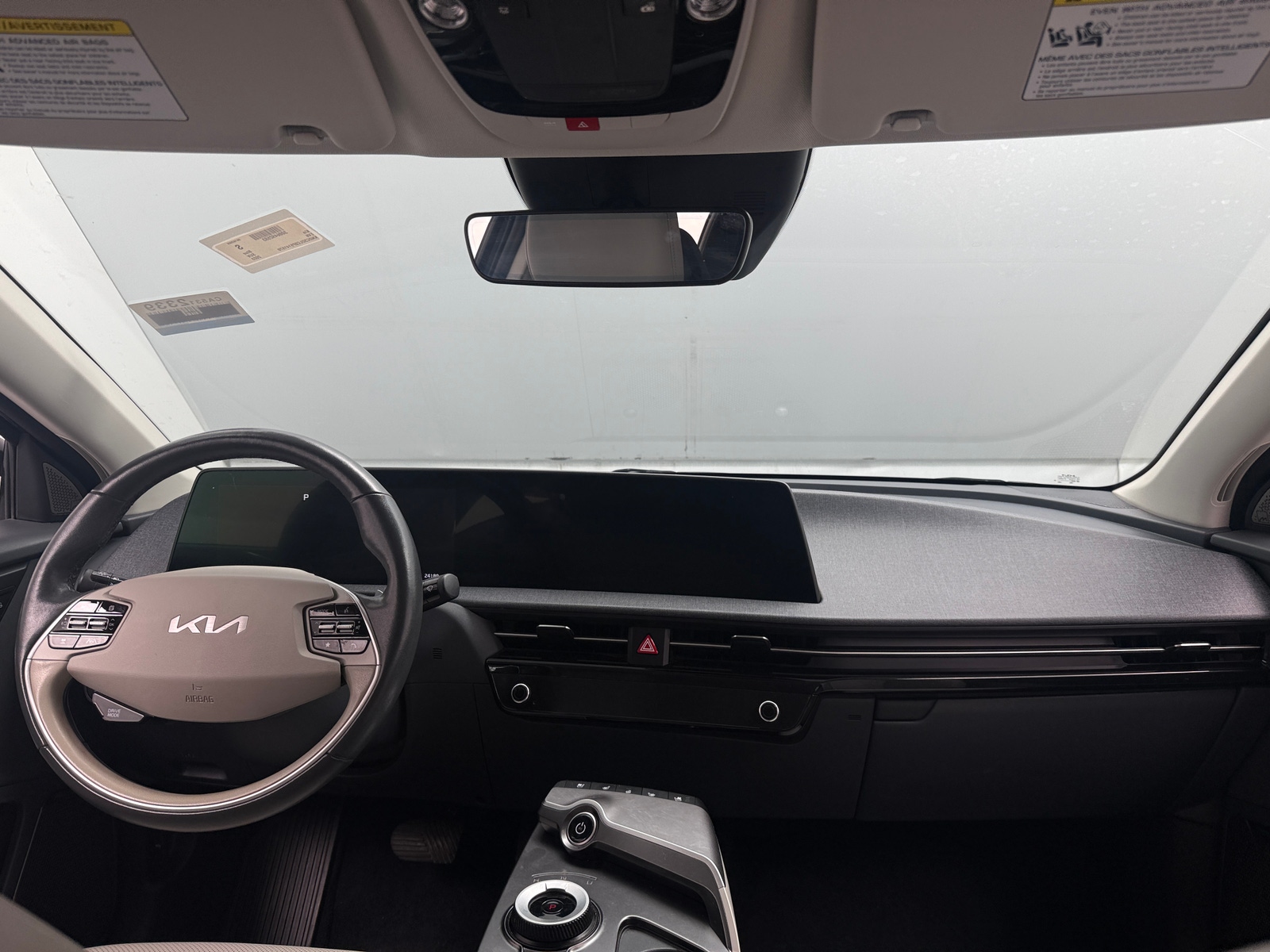 Thumbnail: 2023 Kia EV6 - 2