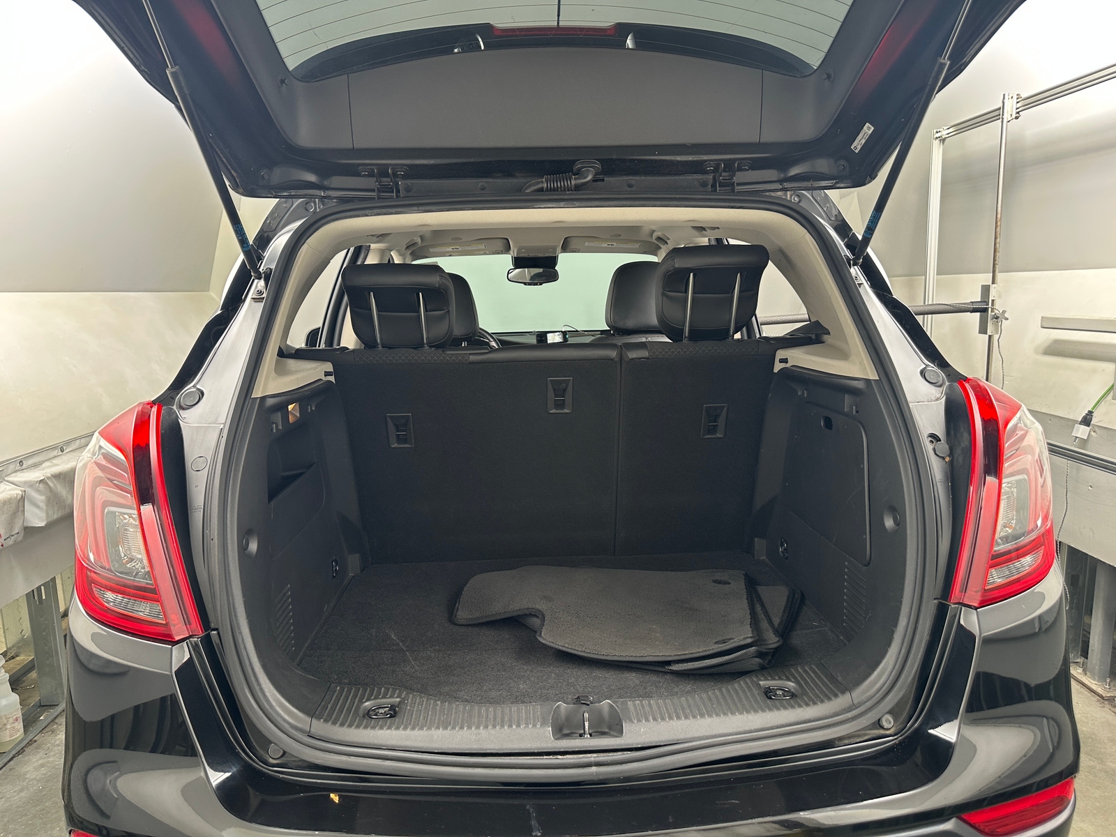 Thumbnail: 2019 Buick Encore - 6
