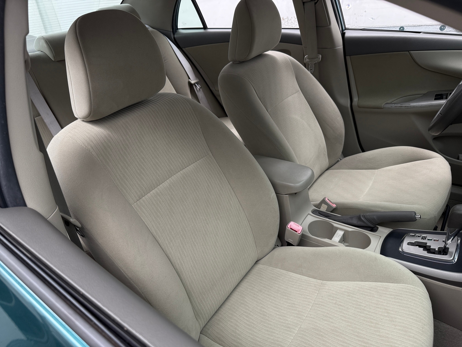 Thumbnail: 2010 Toyota Corolla - 2