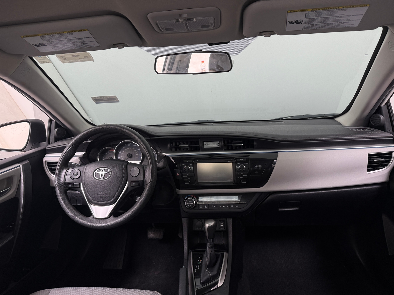 Thumbnail: 2015 Toyota Corolla - 3