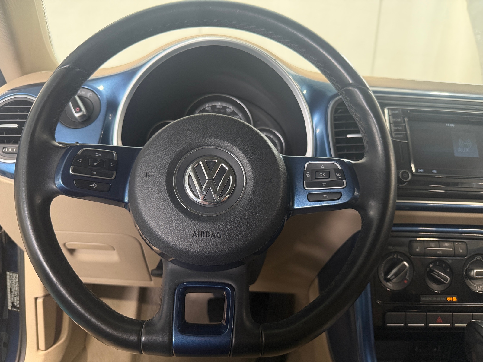 Thumbnail: 2017 Volkswagen Beetle - 5
