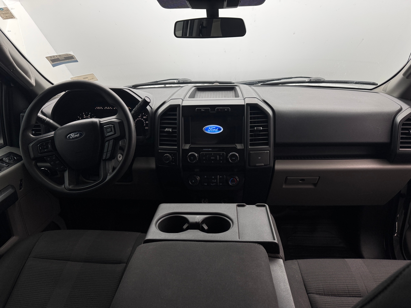 Thumbnail: 2019 Ford Econoline - 3