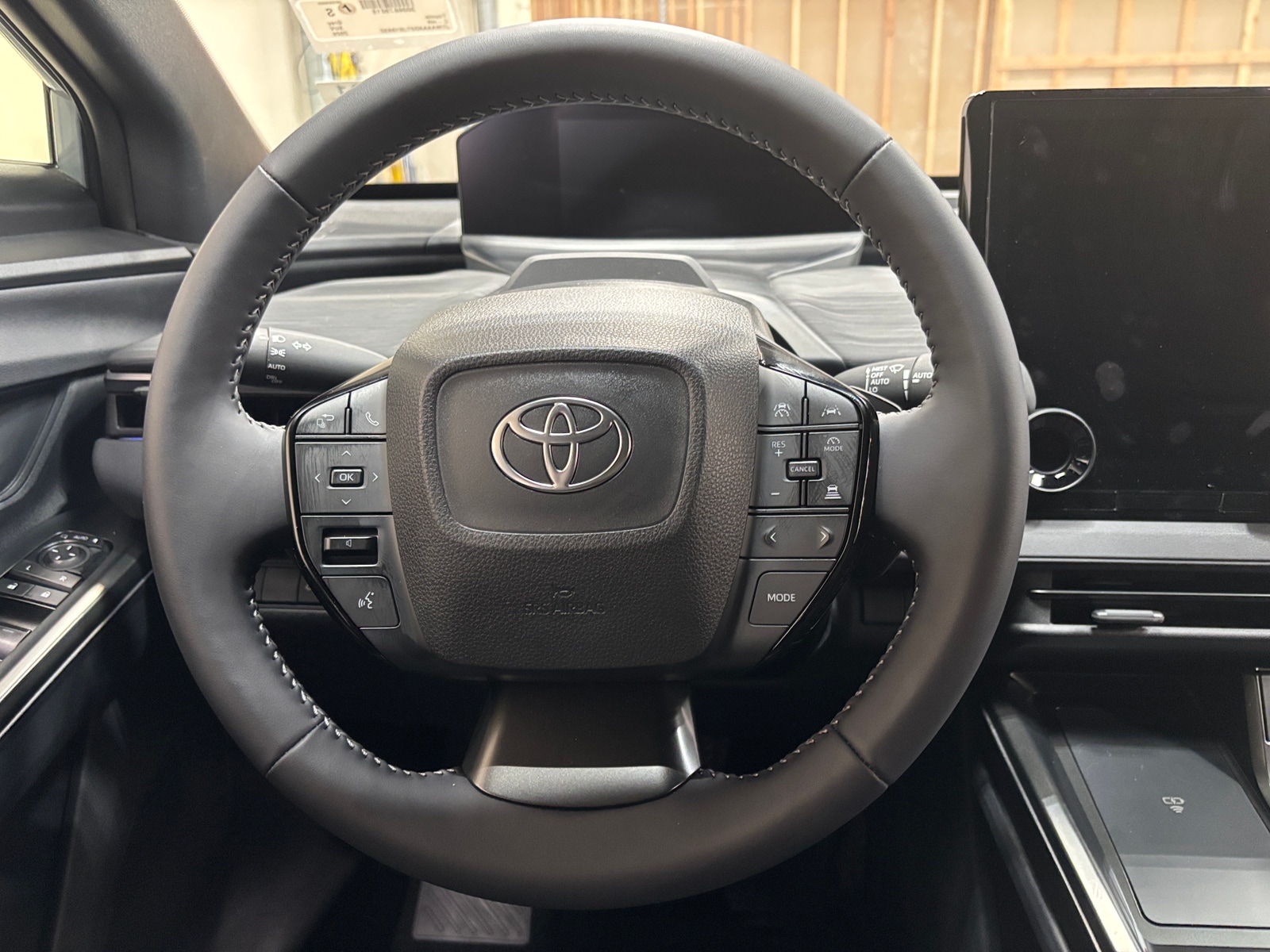 Thumbnail: 2026 Toyota C-HR - 5