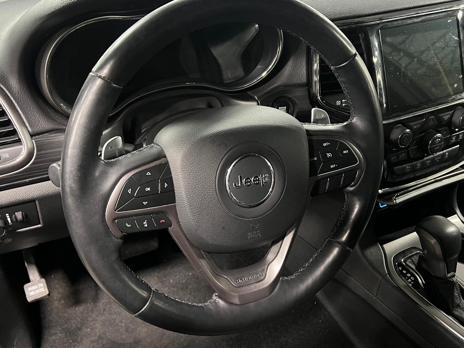 Thumbnail: 2021 Jeep Grand Cherokee - 4