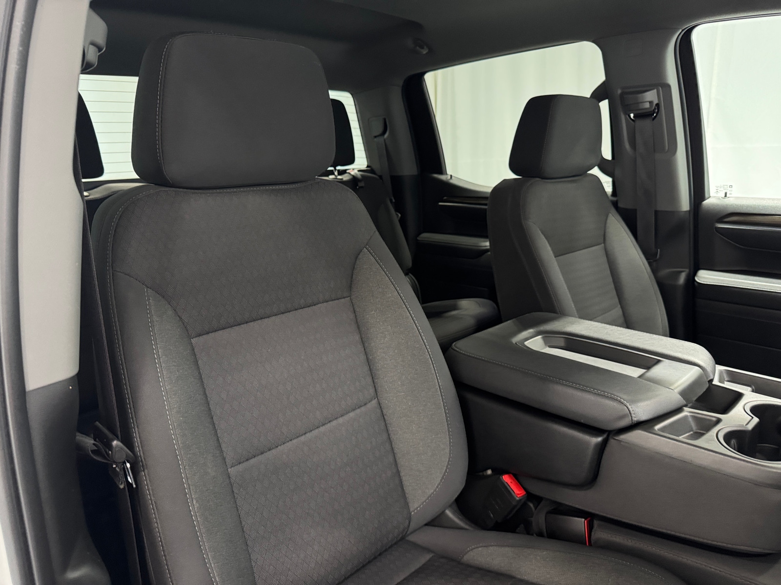 Thumbnail: 2022 Chevrolet Silverado 1500 - 2