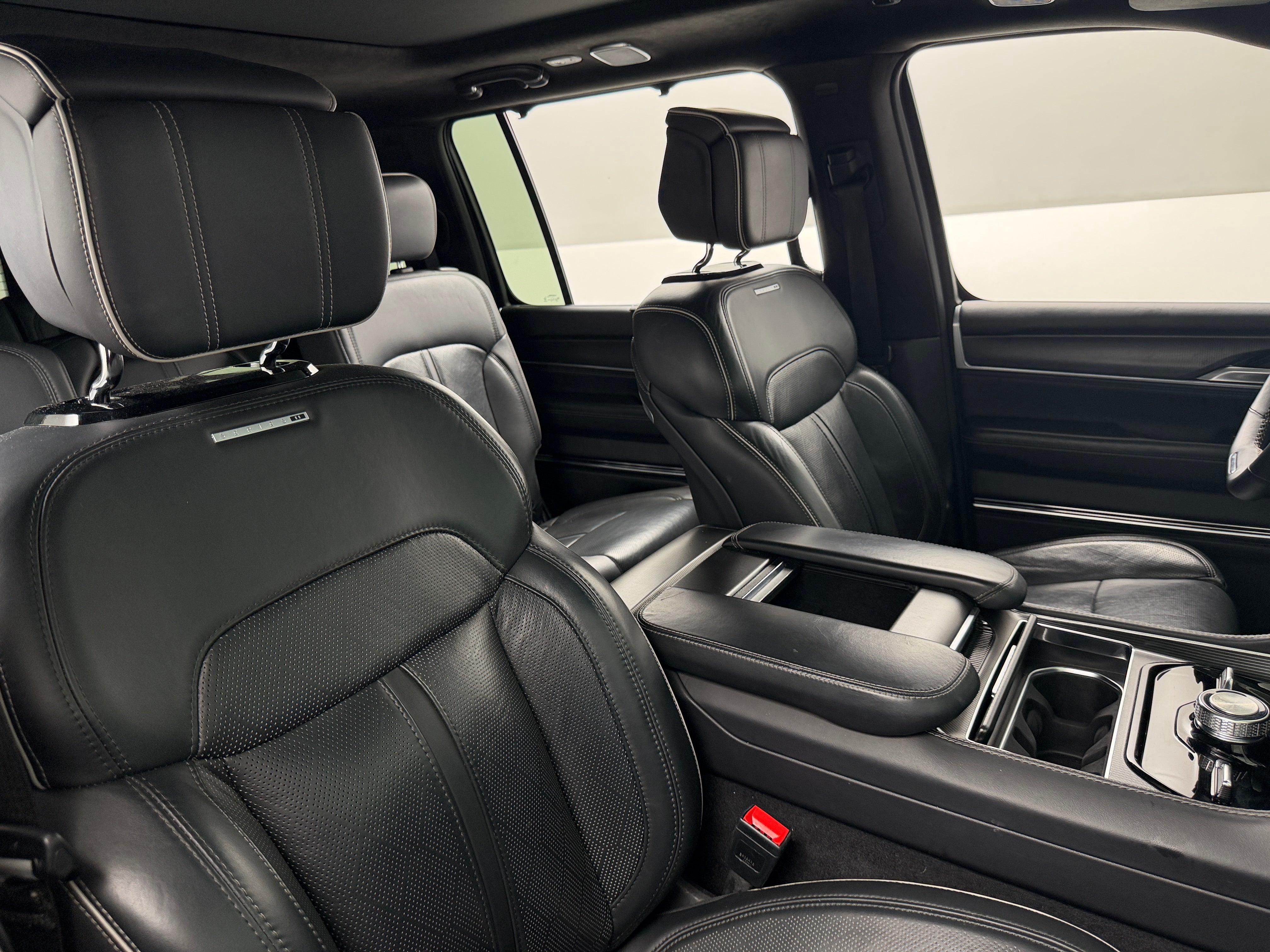 2024 Jeep Grand Wagoneer L