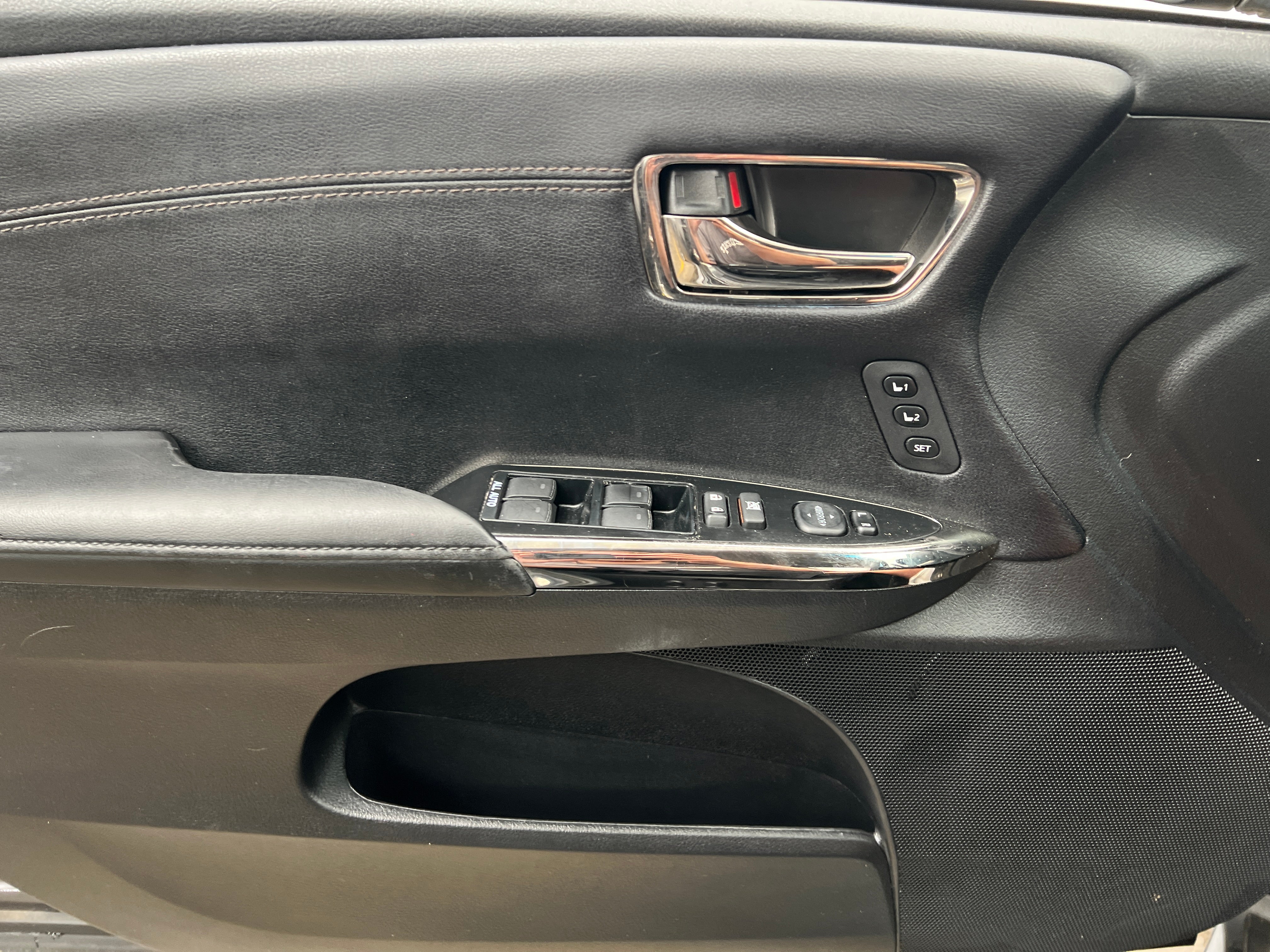 2015 Toyota Avalon