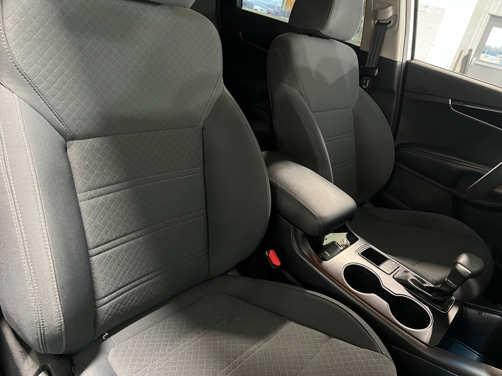Thumbnail: 2019 Kia Sorento - 2