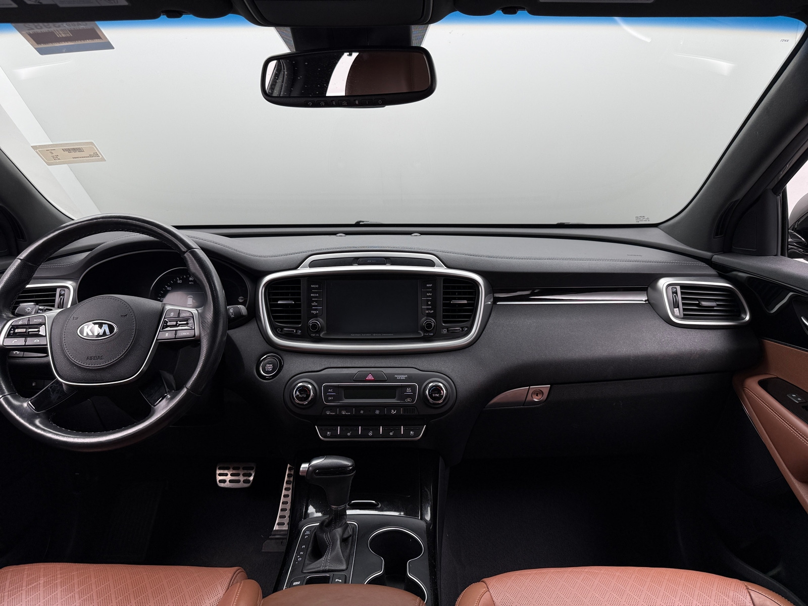 Thumbnail: 2019 Kia Sorento - 2