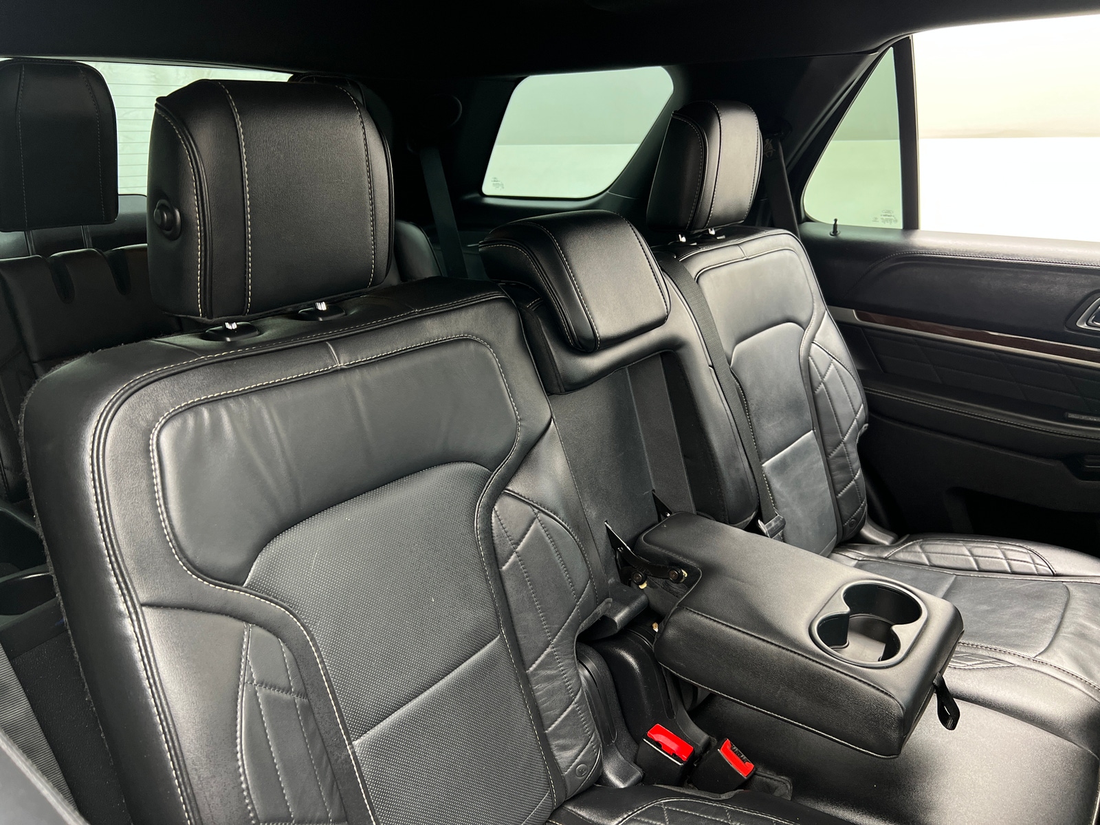 Thumbnail: 2016 Ford Explorer - 5