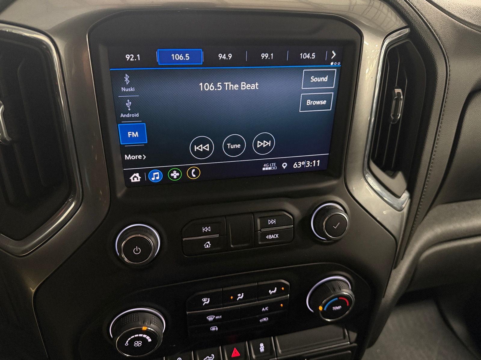 Thumbnail: 2022 Chevrolet Silverado 2500 - 4