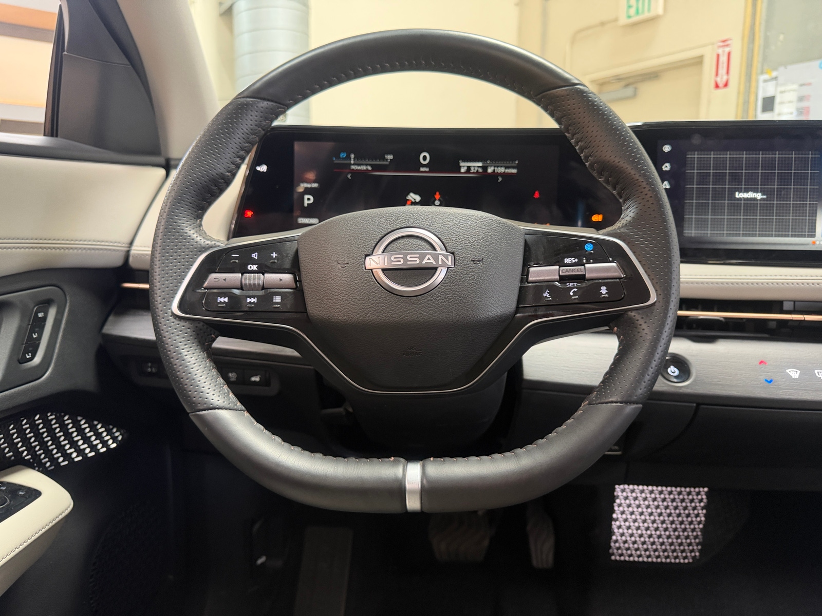 Thumbnail: 2023 Nissan Ariya - 4
