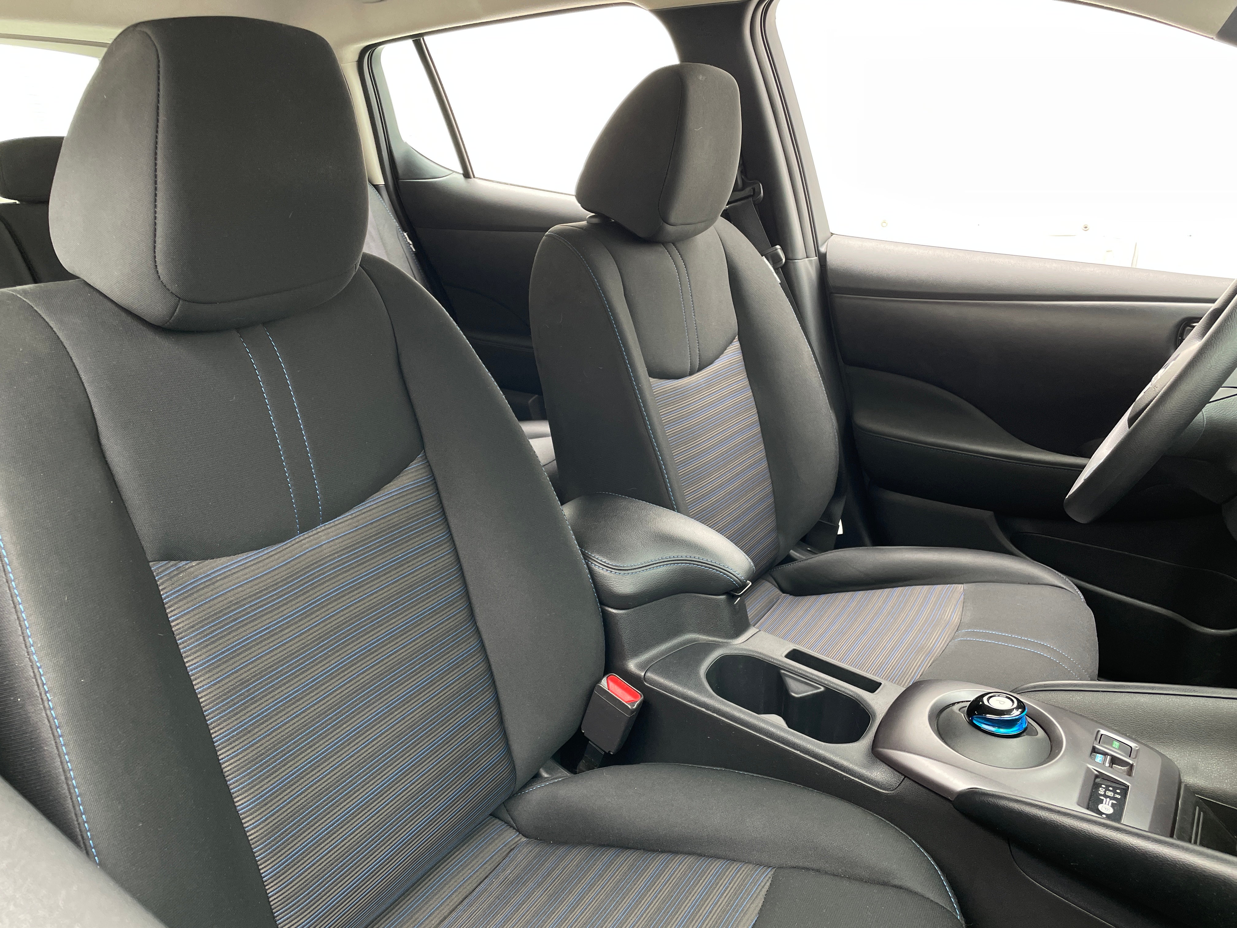 2025 Nissan Leaf S