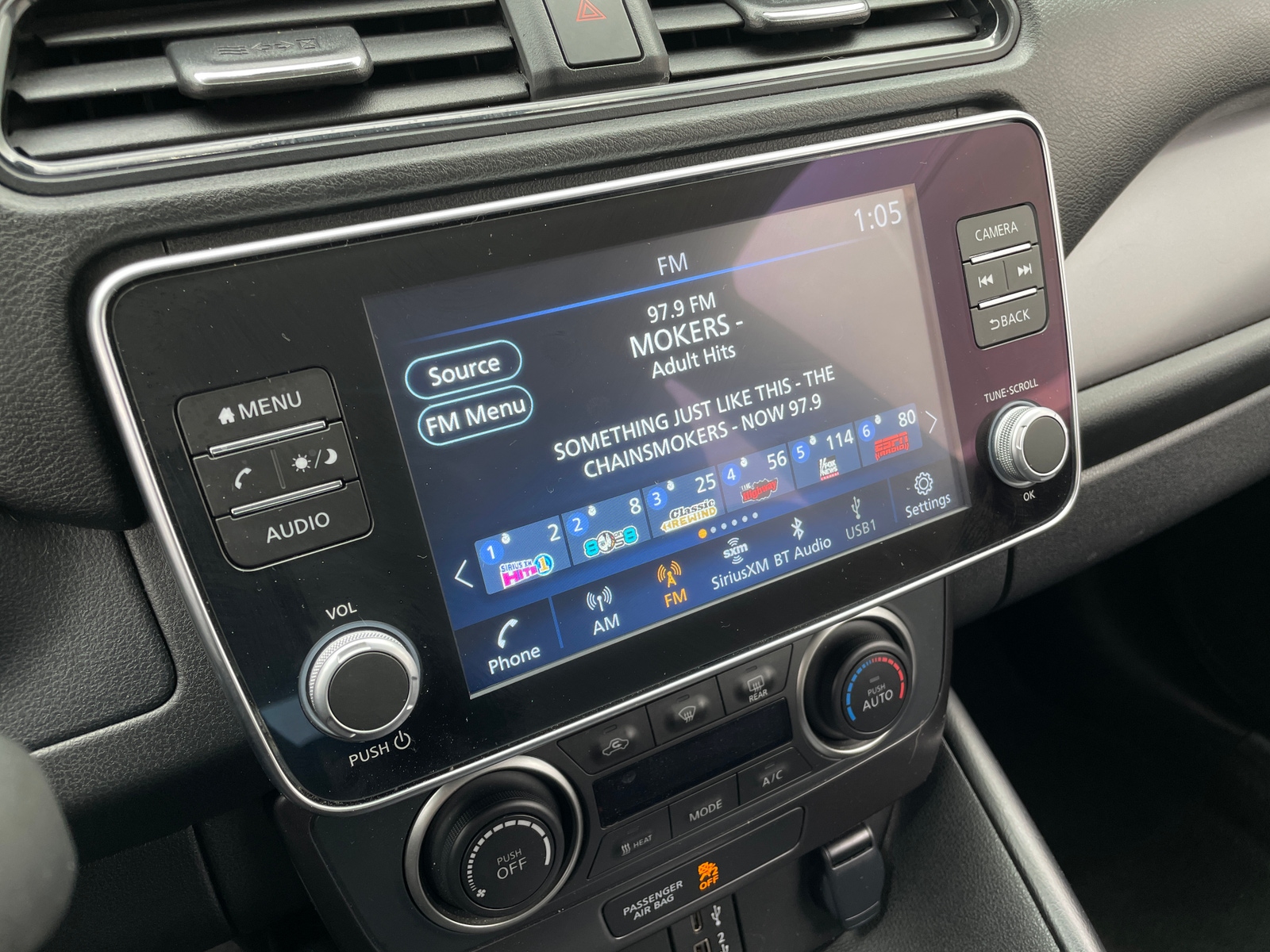 Thumbnail: 2025 Nissan Leaf - 4