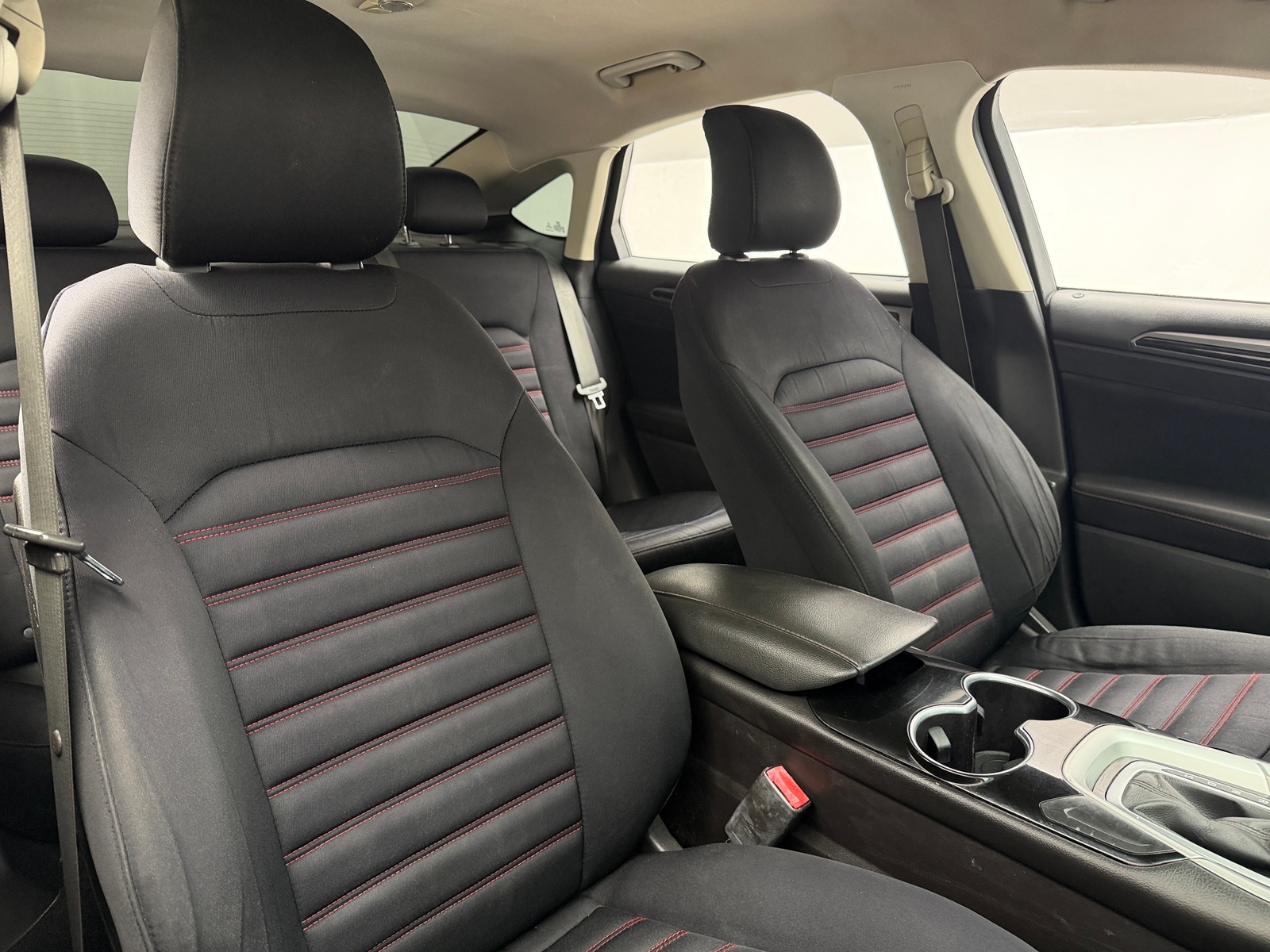Thumbnail: 2016 Ford Fusion - 2
