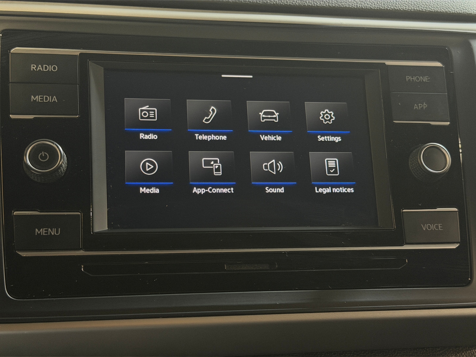 Thumbnail: 2021 Volkswagen Atlas - 4