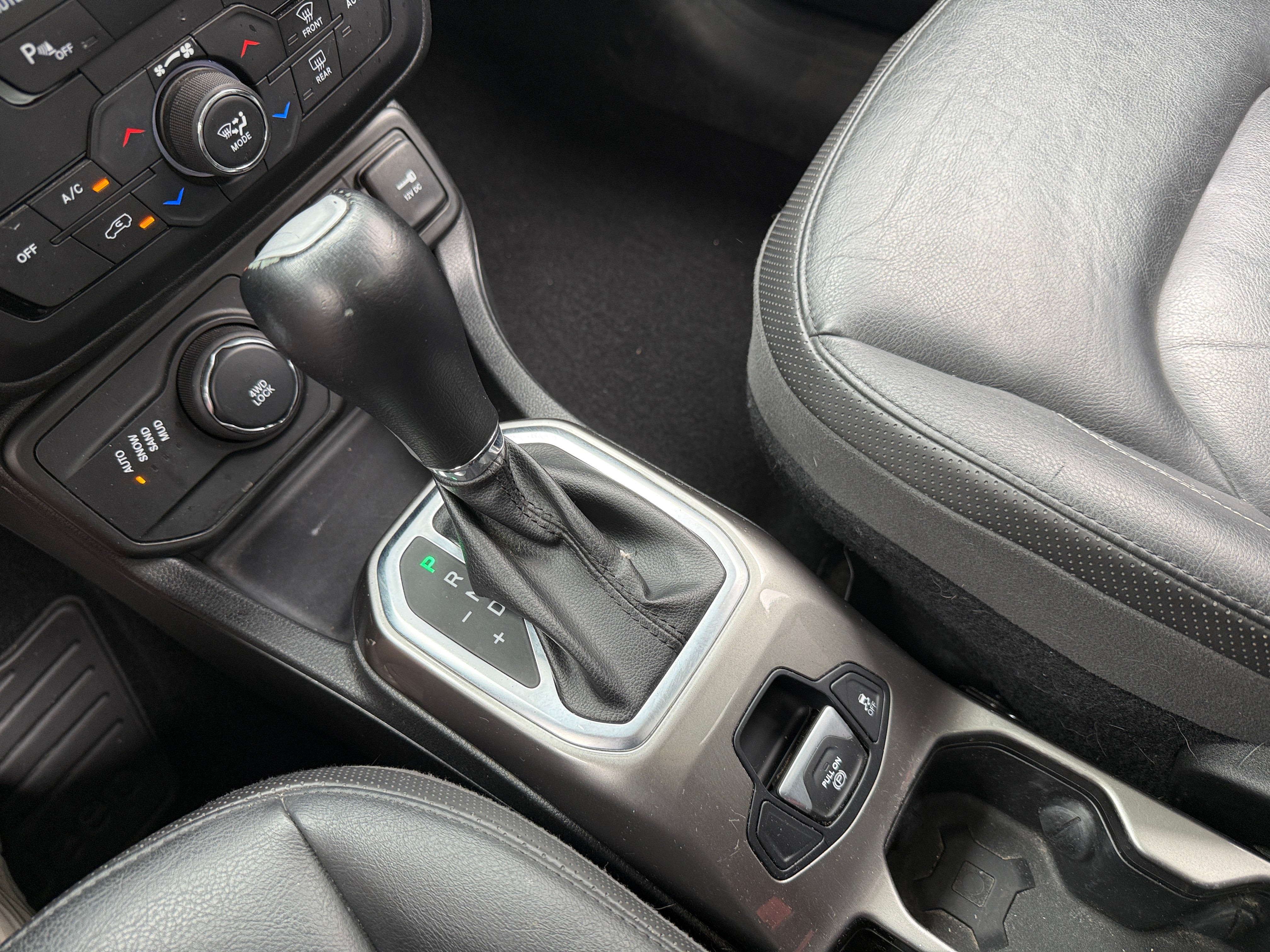 2018 Jeep Renegade Limited - Photo 5