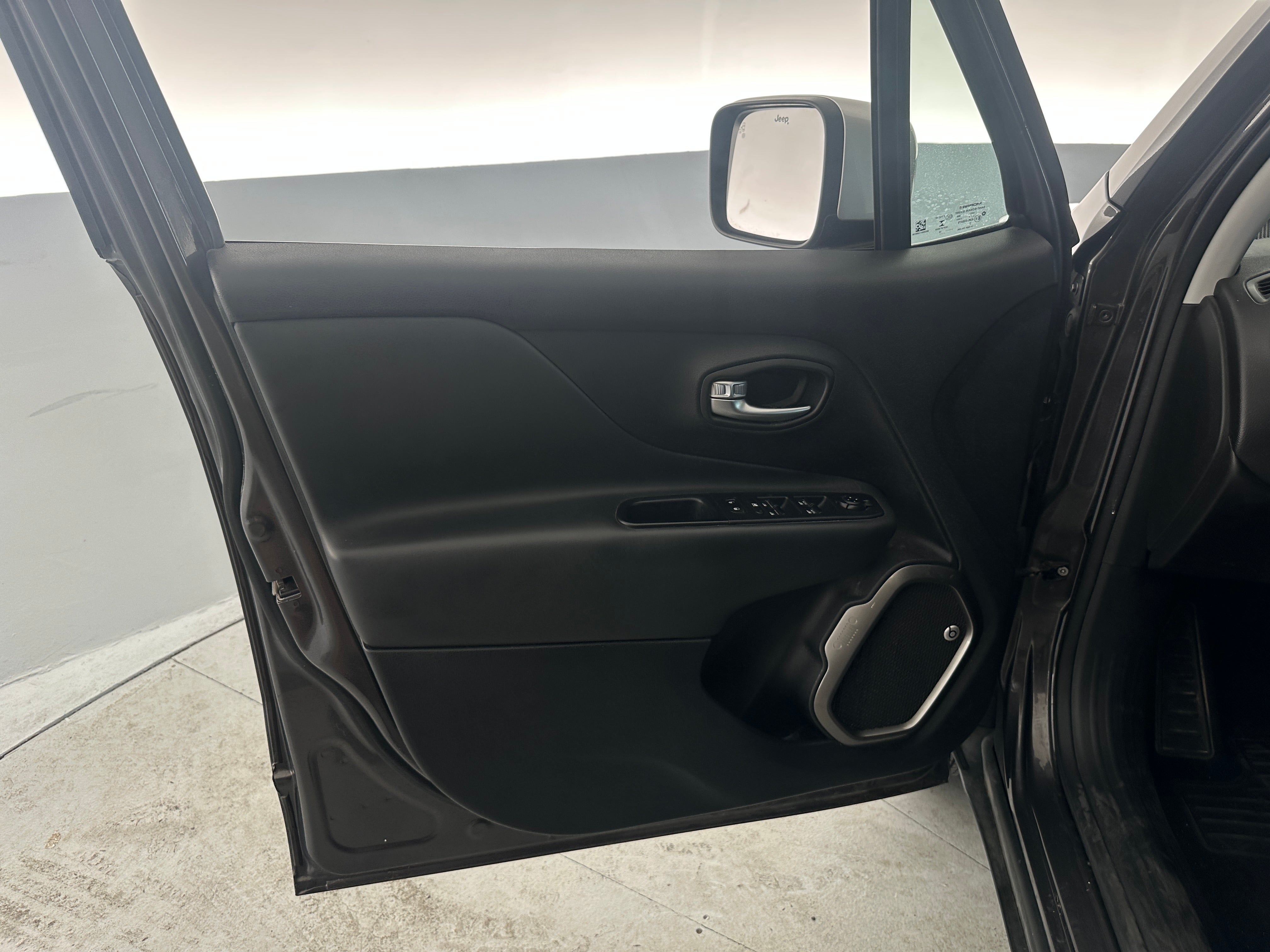 2018 Jeep Renegade Limited - Photo 9