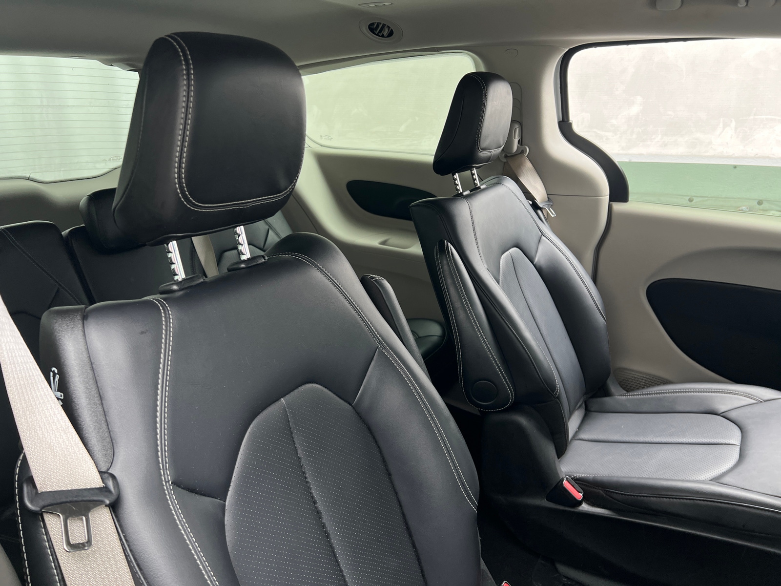 Thumbnail: 2024 Chrysler Pacifica - 5
