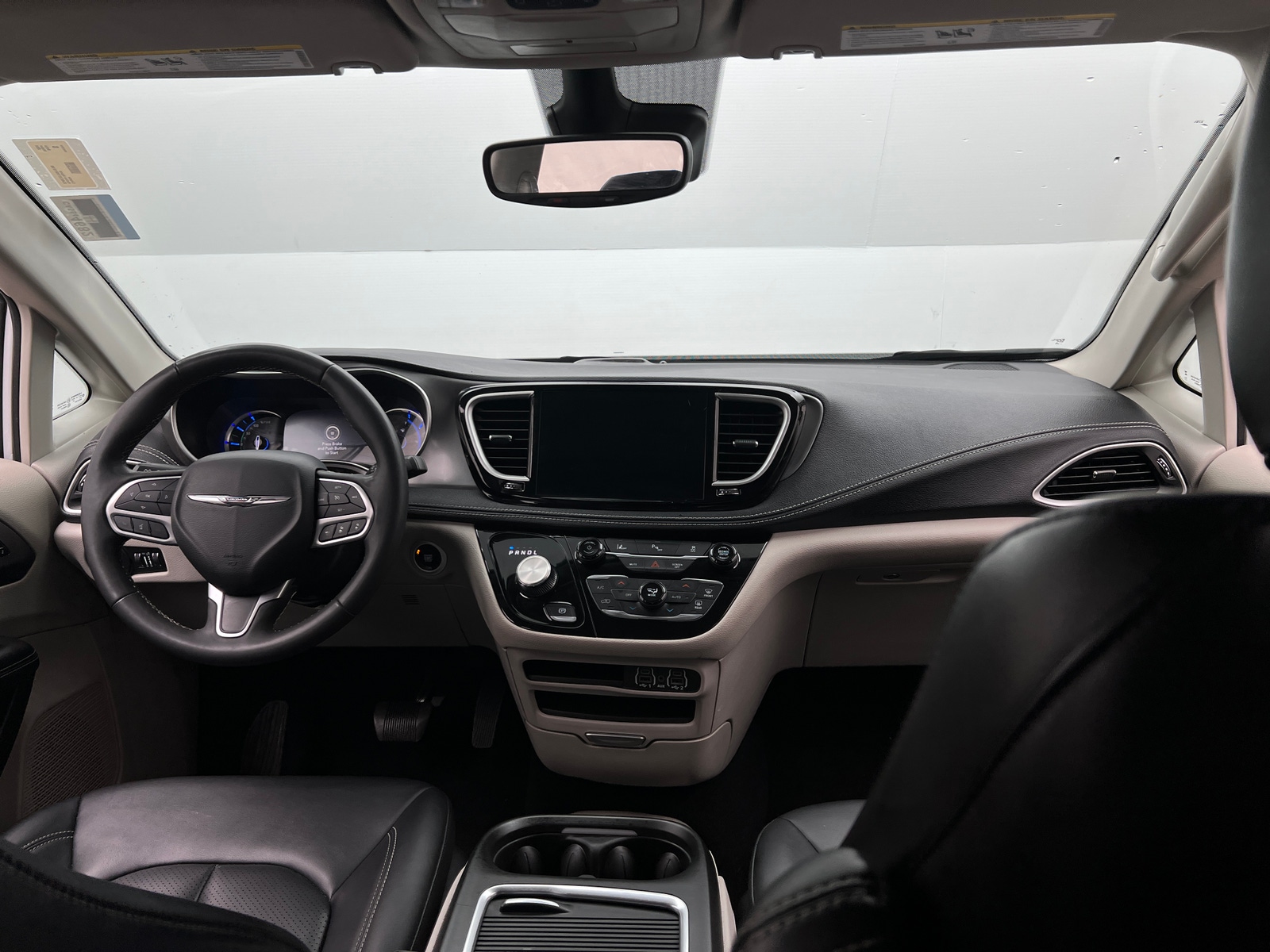 Thumbnail: 2024 Chrysler Pacifica - 2