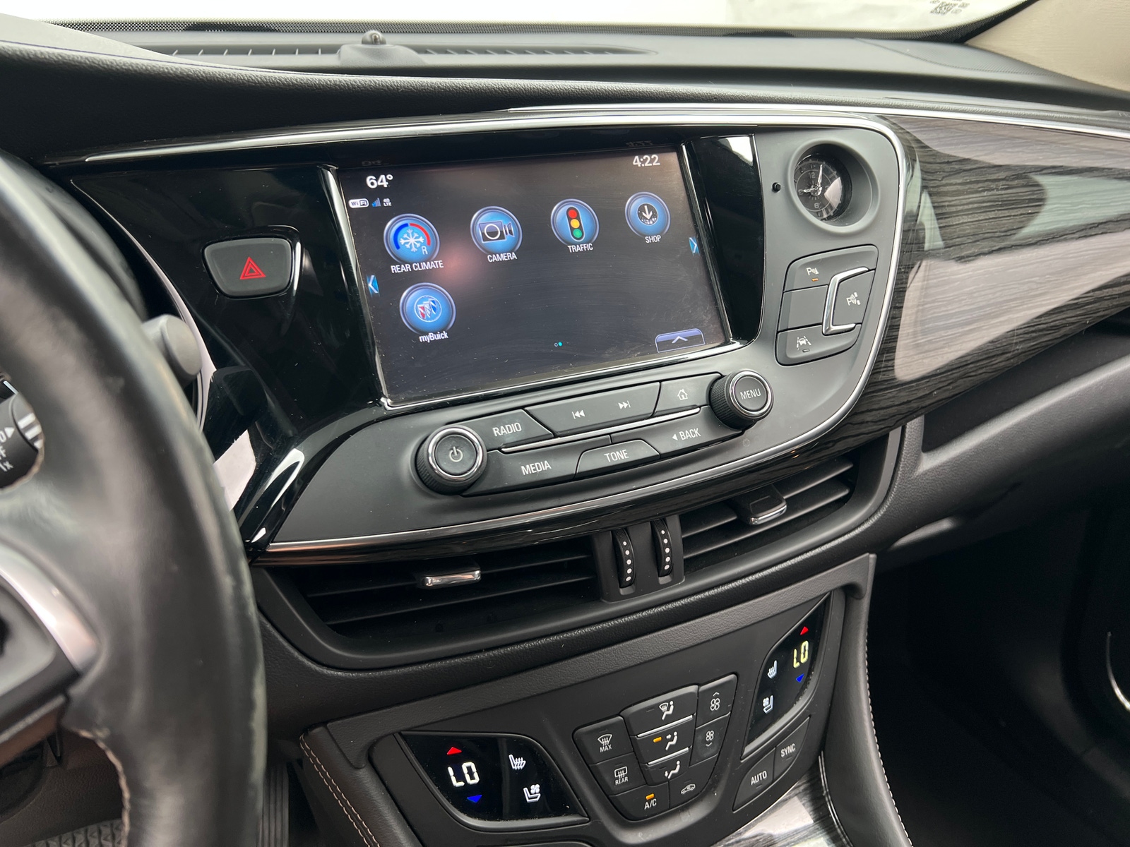 Thumbnail: 2018 Buick Envision - 3