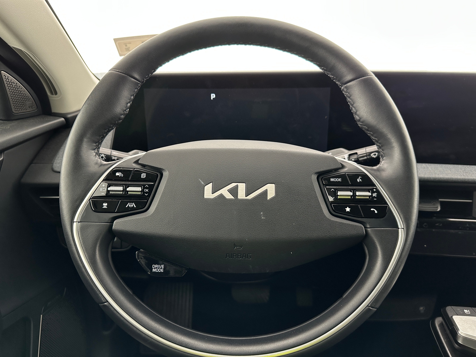 Thumbnail: 2023 Kia EV6 - 4