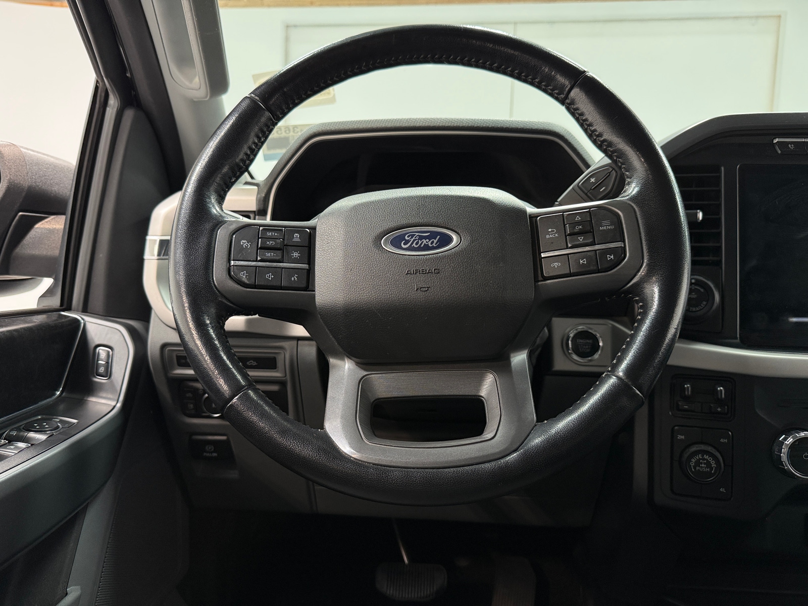 Thumbnail: 2022 Ford Econoline - 5