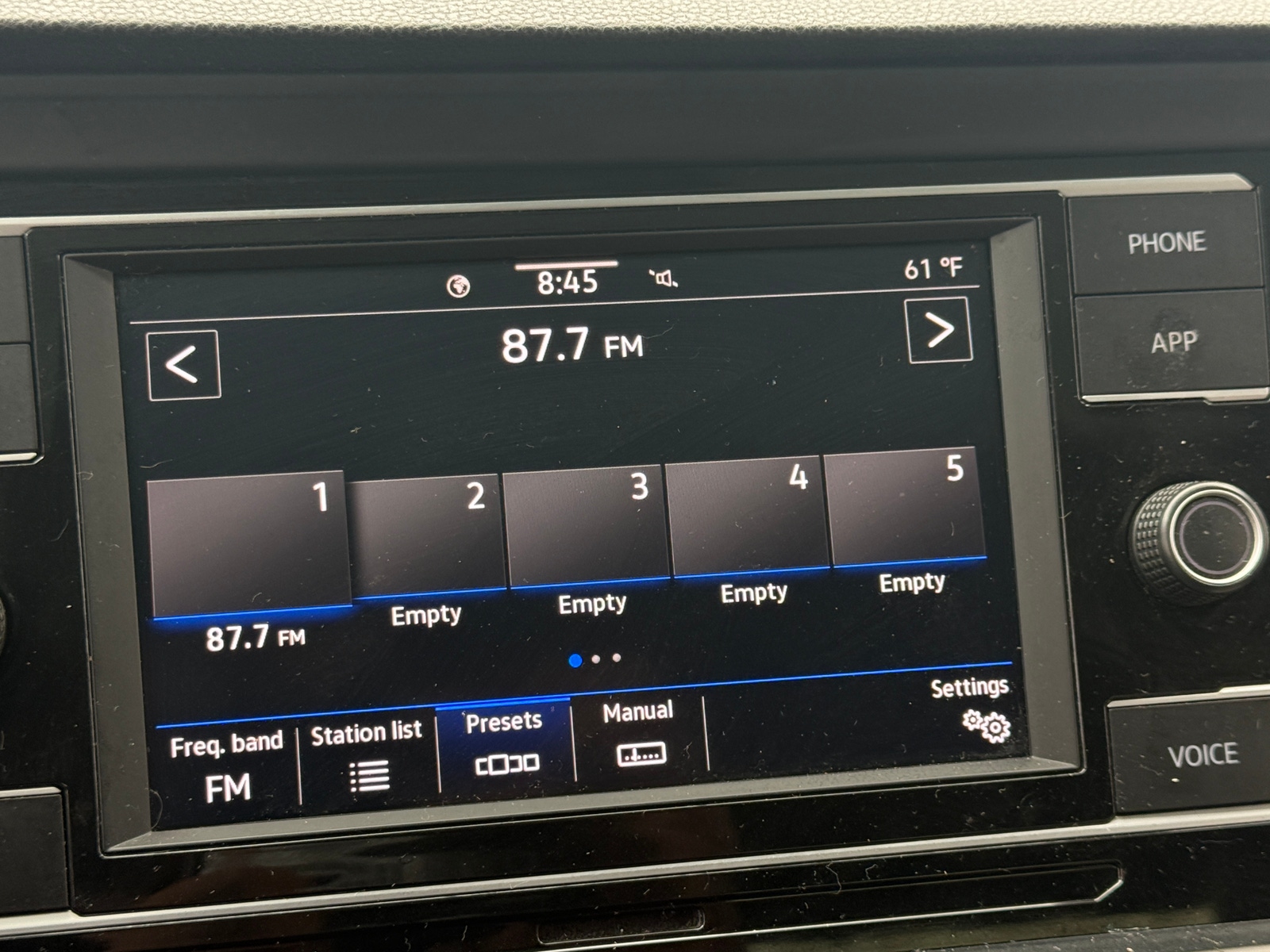 Thumbnail: 2021 Volkswagen Jetta - 4