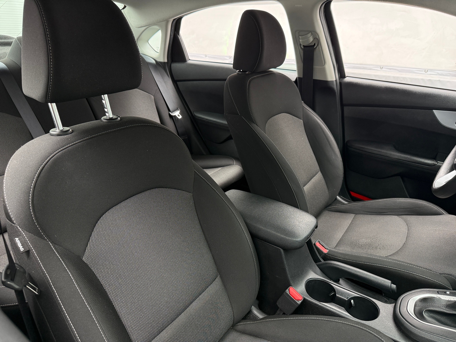 Thumbnail: 2022 Kia Forte - 2