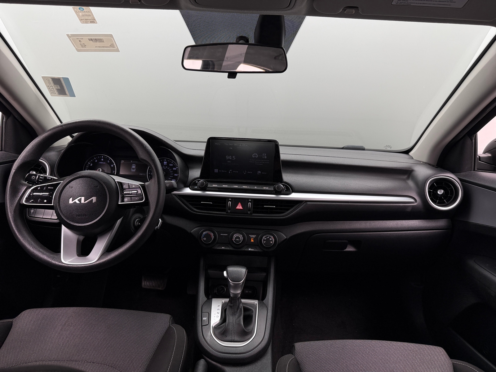 Thumbnail: 2022 Kia Forte - 3