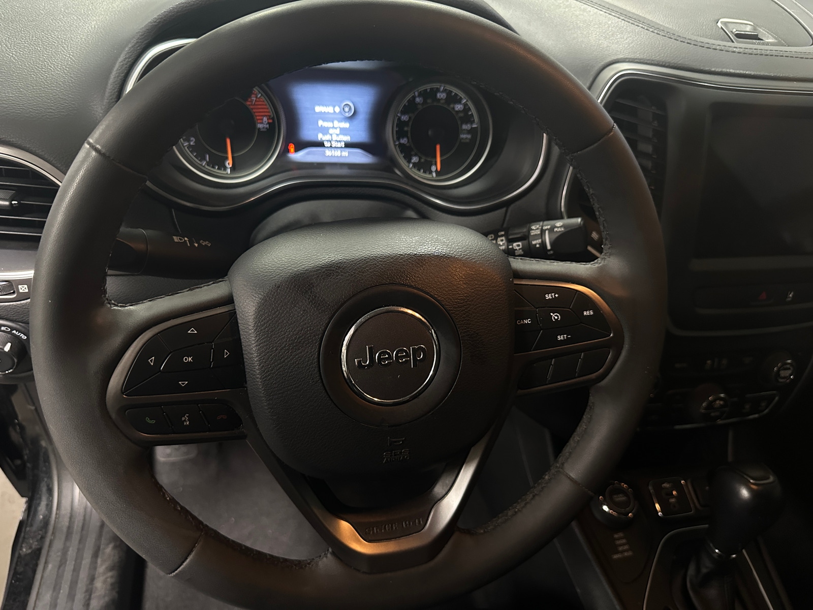 Thumbnail: 2022 Jeep Cherokee - 4