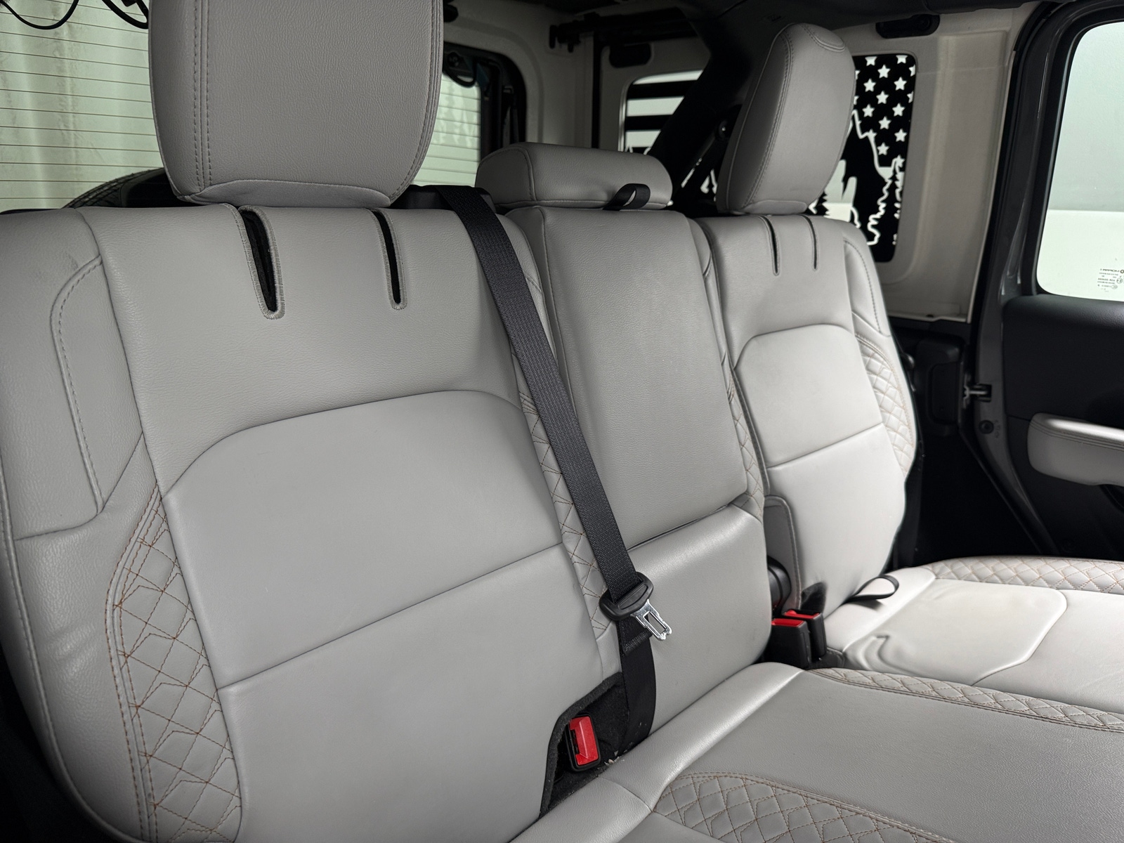 Thumbnail: 2022 Jeep Wrangler - 5