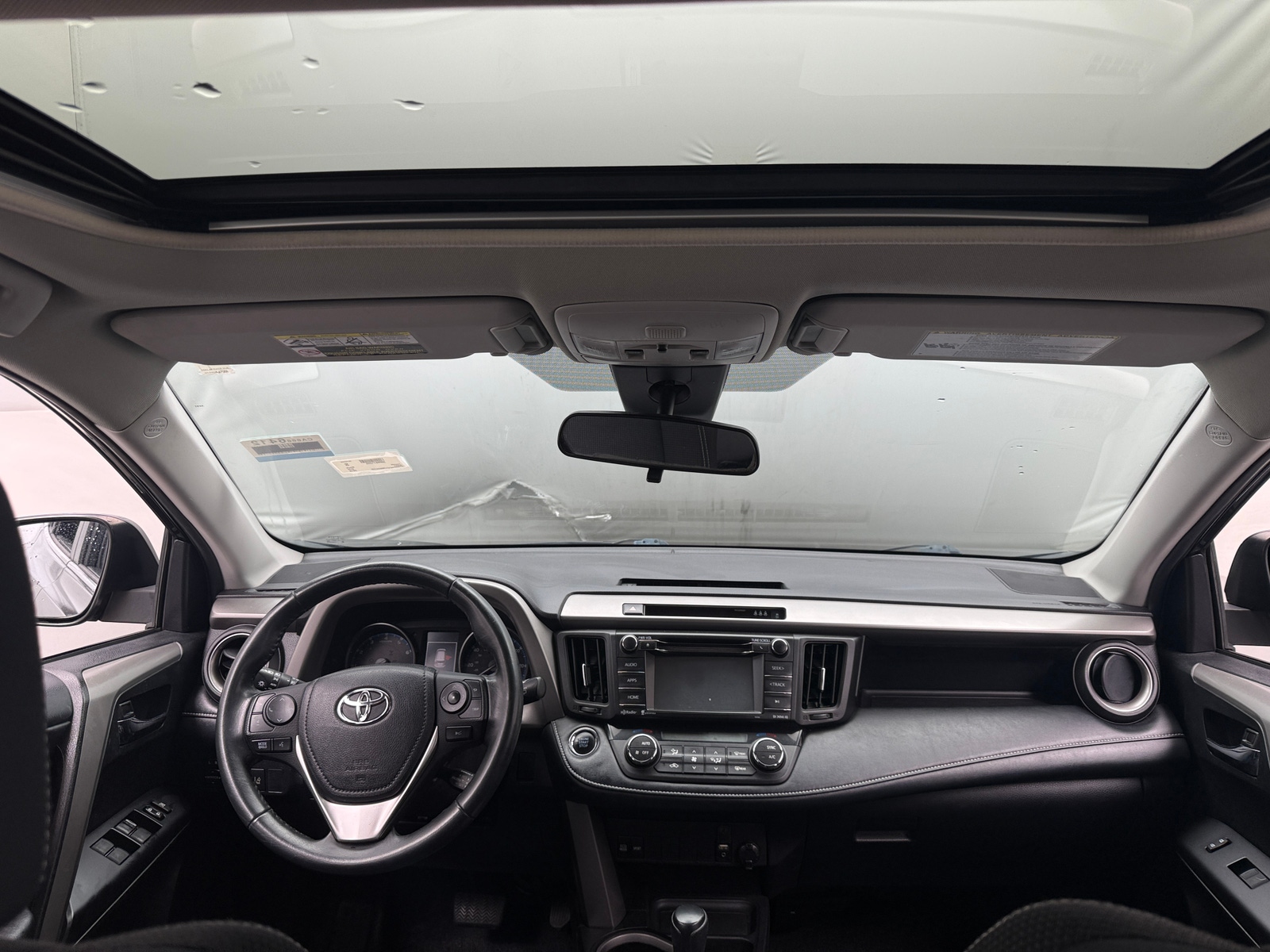 Thumbnail: 2018 Toyota RAV4 - 3