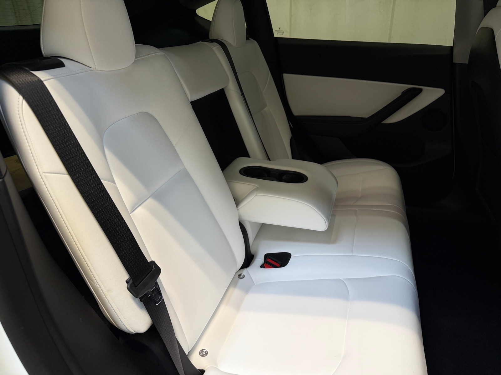 Thumbnail: 2022 Tesla Model Y - 5