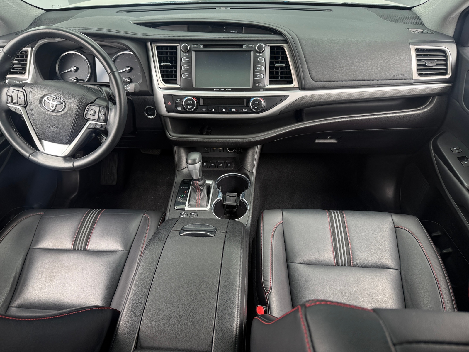 Thumbnail: 2019 Toyota Highlander - 3