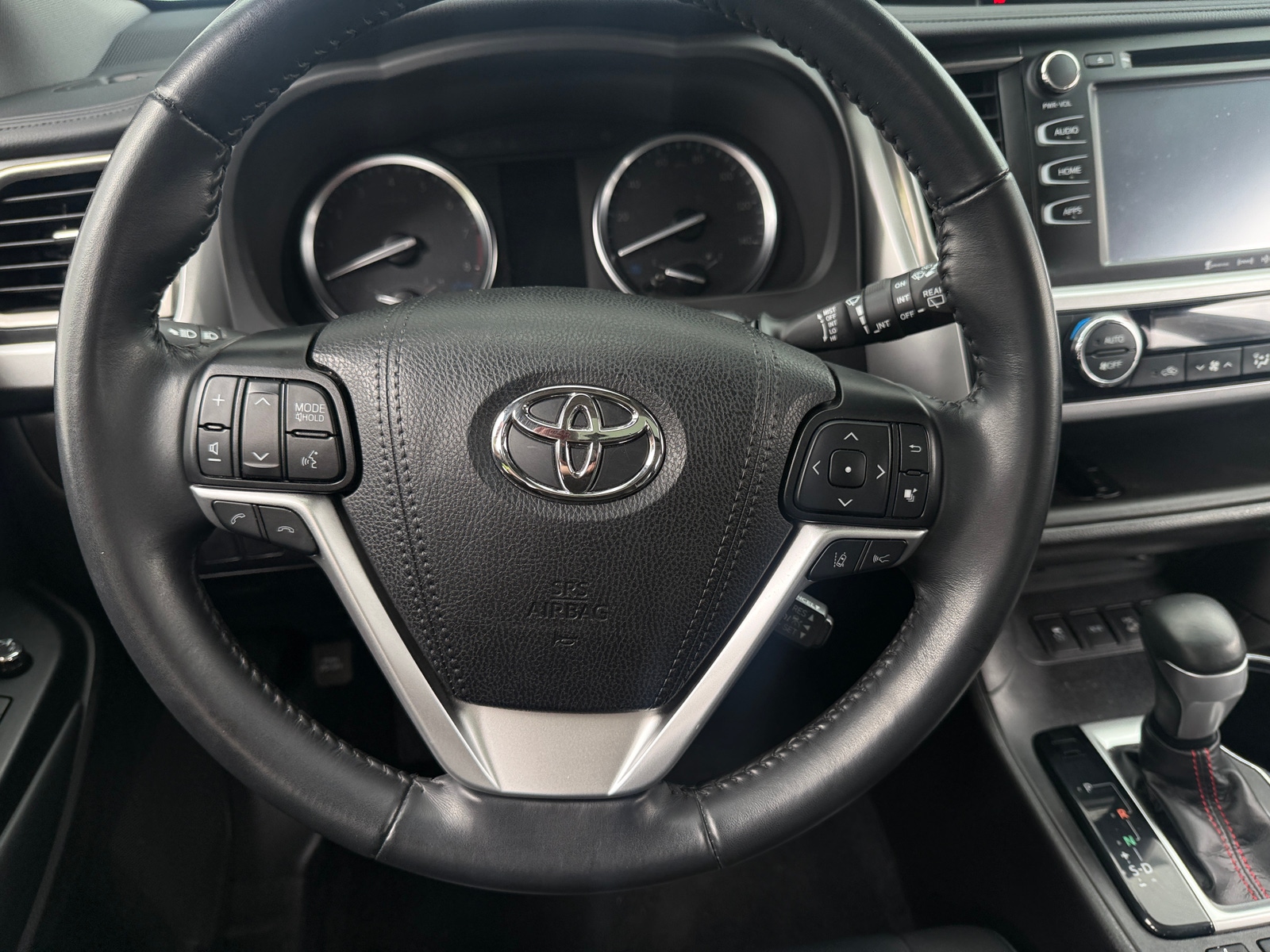 Thumbnail: 2019 Toyota Highlander - 5