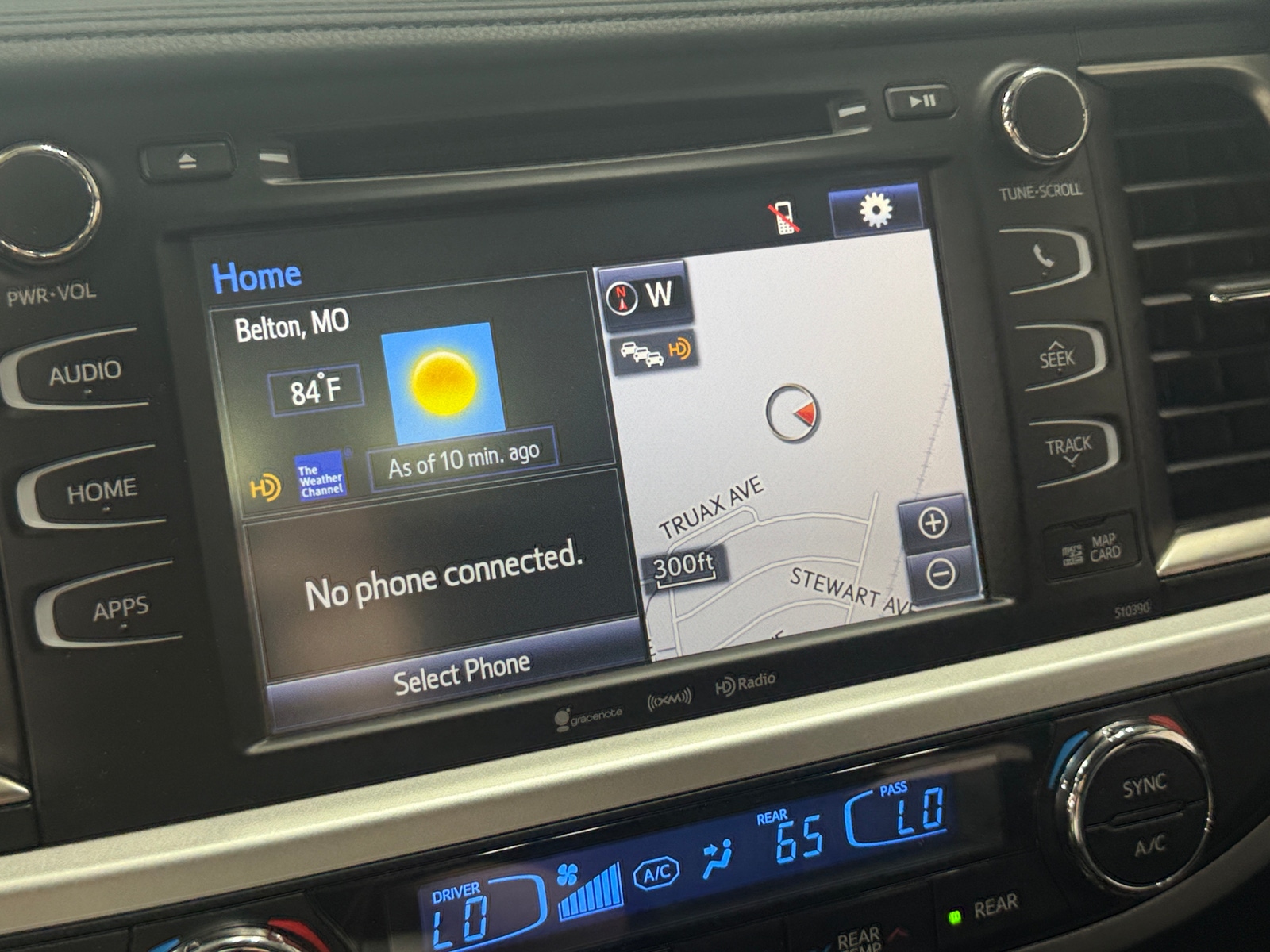 Thumbnail: 2019 Toyota Highlander - 4