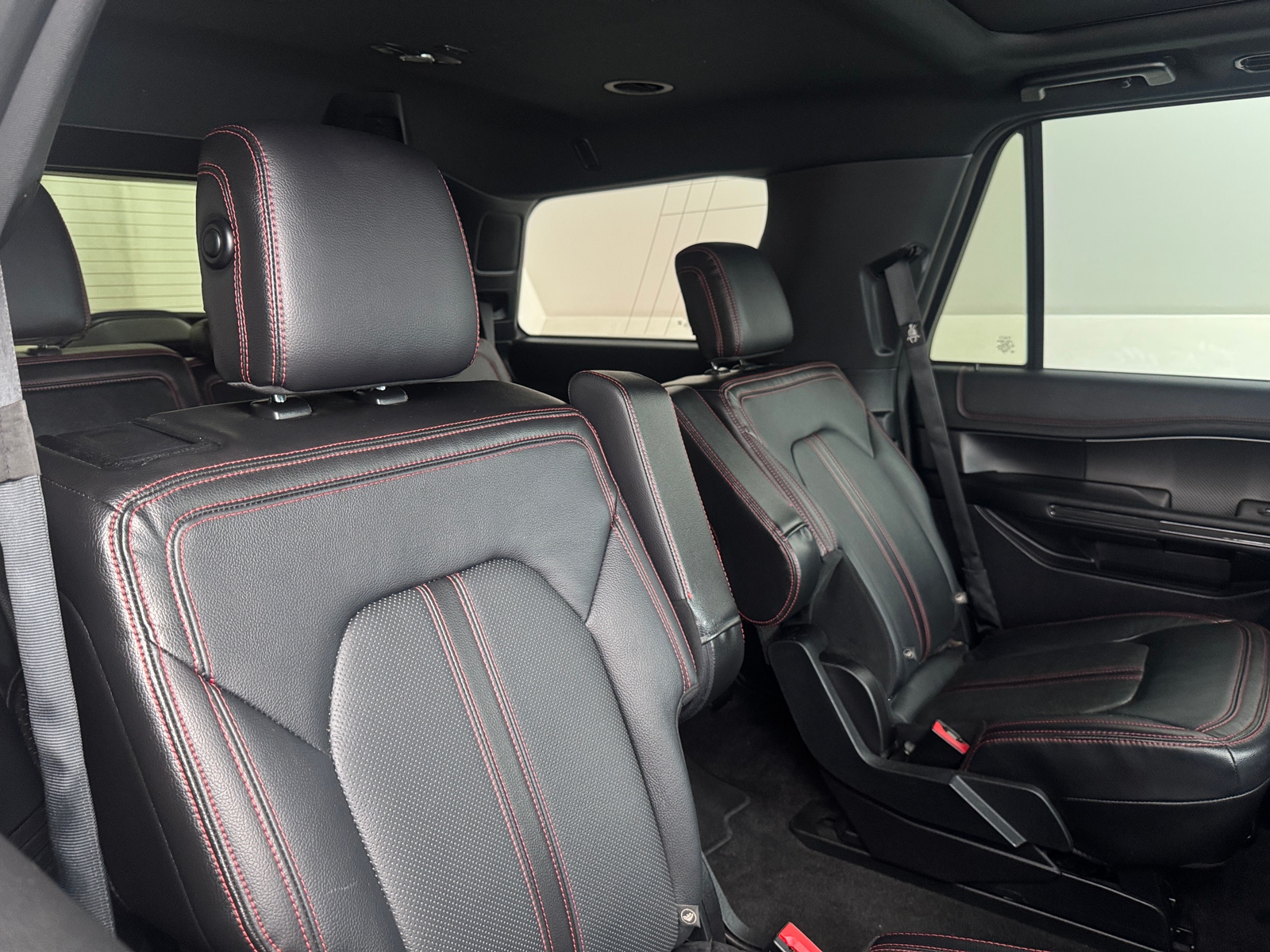 Thumbnail: 2020 Ford Expedition - 5
