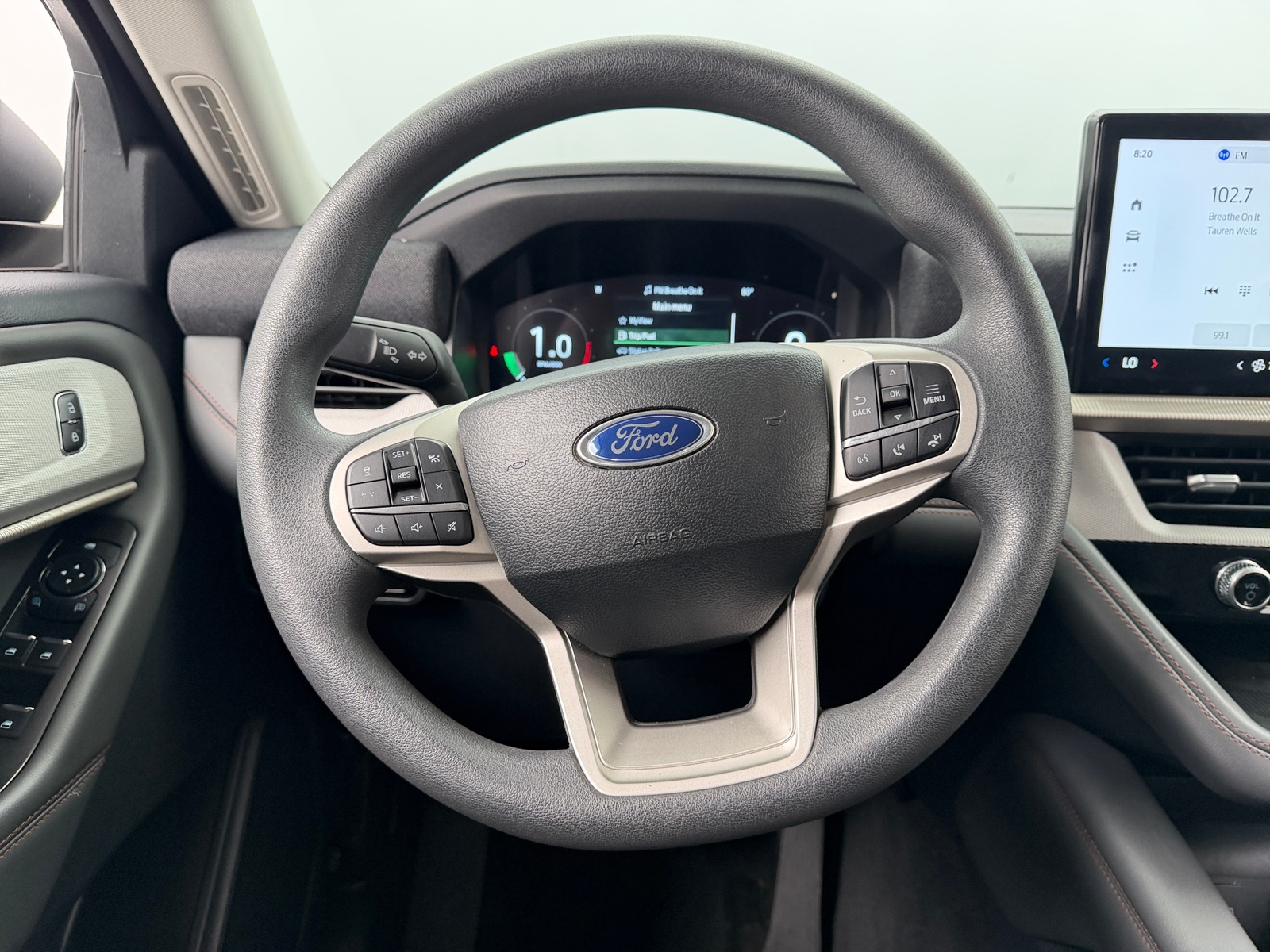 Thumbnail: 2026 Ford Explorer - 5