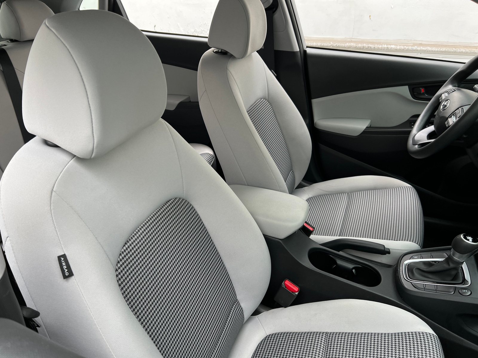 Thumbnail: 2023 Hyundai Kona - 2