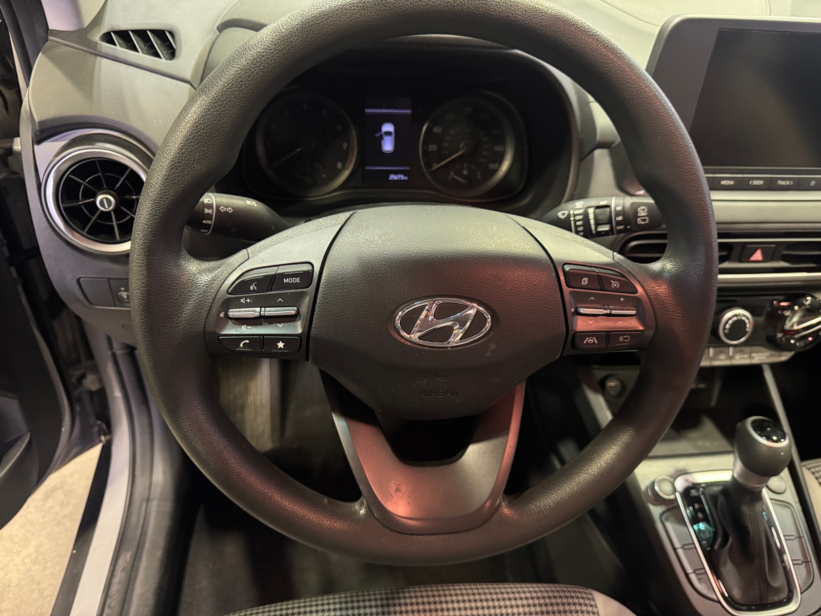 Thumbnail: 2023 Hyundai Kona - 5