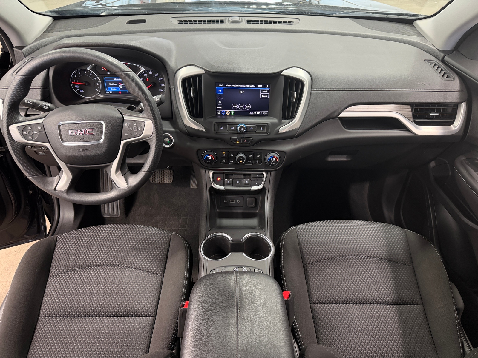 Thumbnail: 2024 GMC Terrain - 3