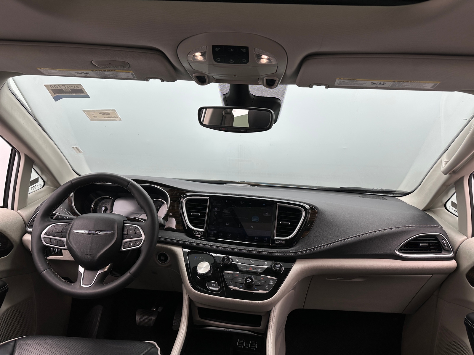 Thumbnail: 2023 Chrysler Pacifica - 2