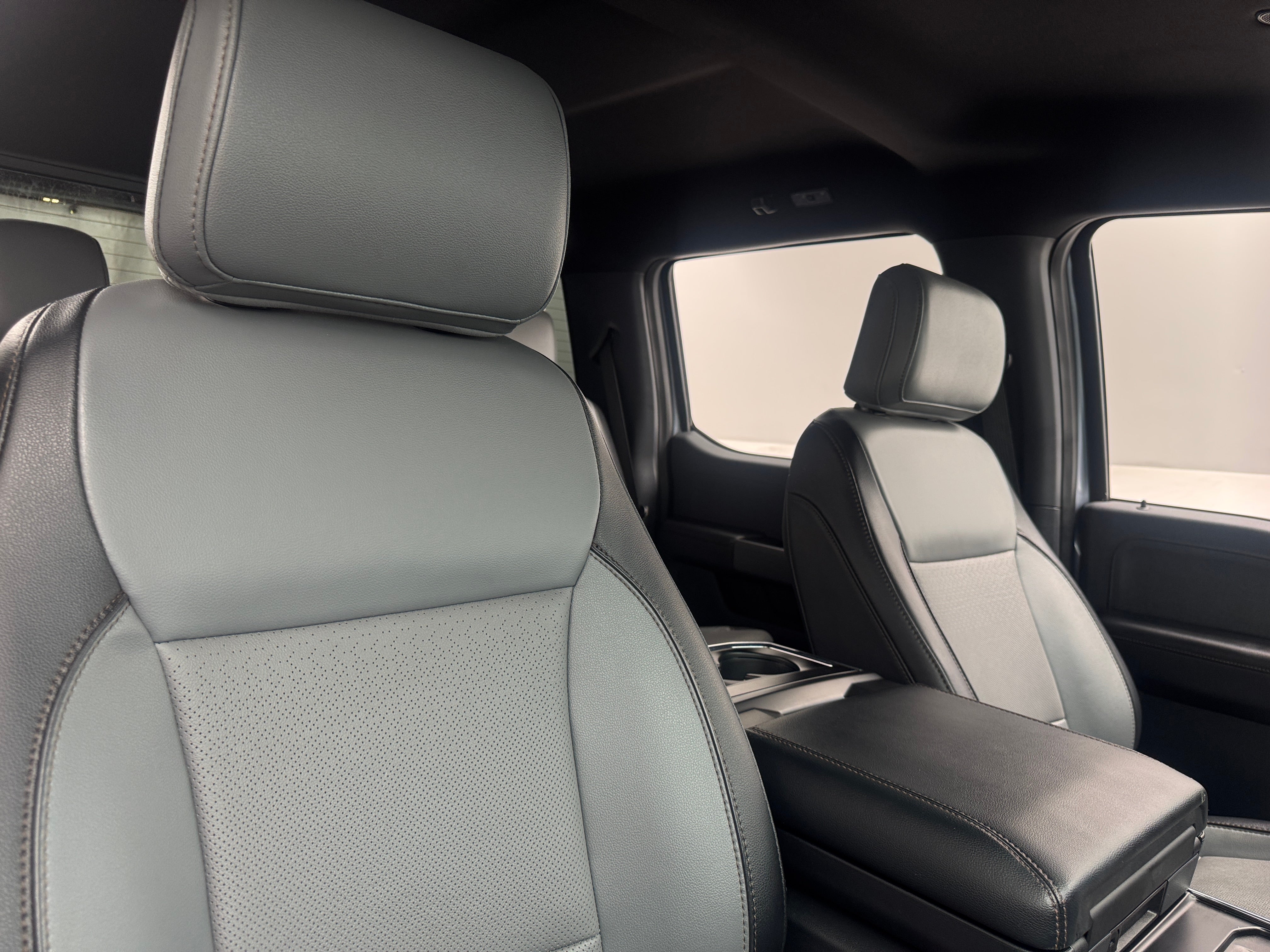 Used 2022 Ford F-150 Lightning Lariat with VIN 1FTVW1EL6NWG16321 for sale in Auburn, WA